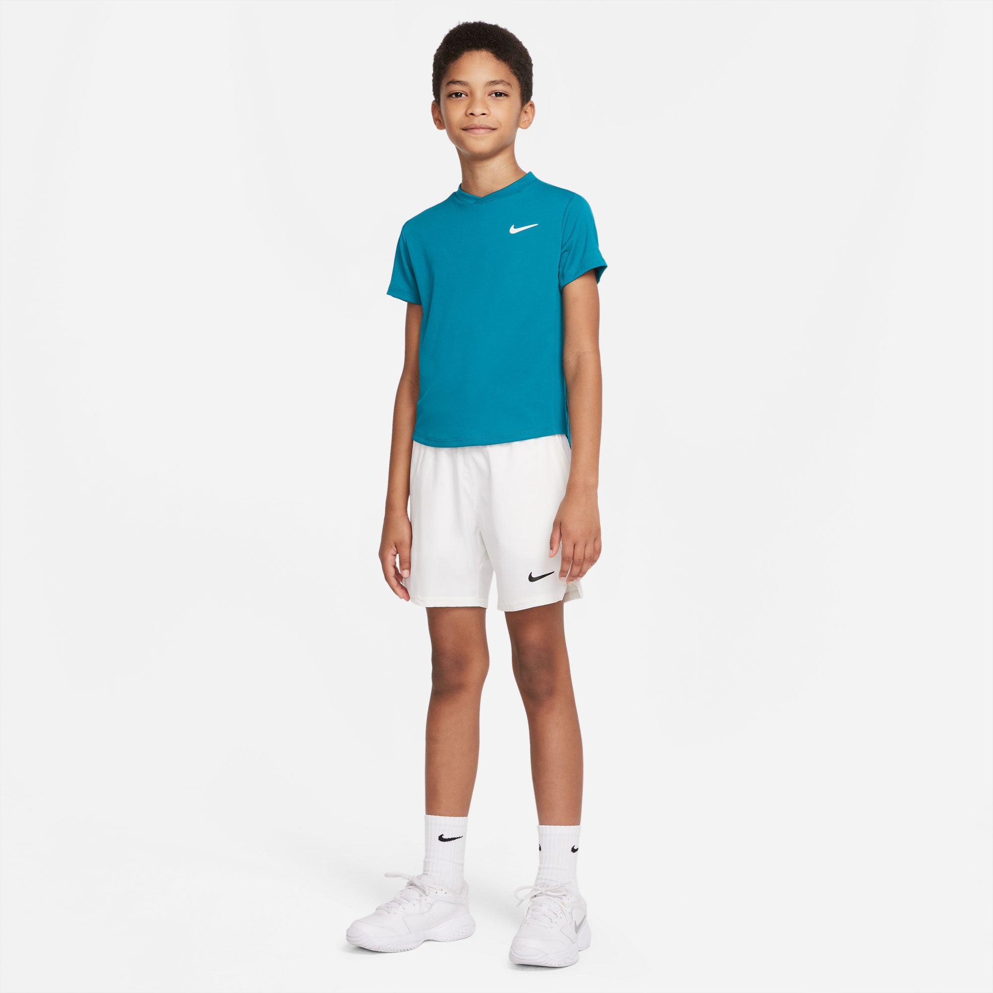 NikeCourt Dri-Fit Victory Boys' Tennis Shirt Green (3)