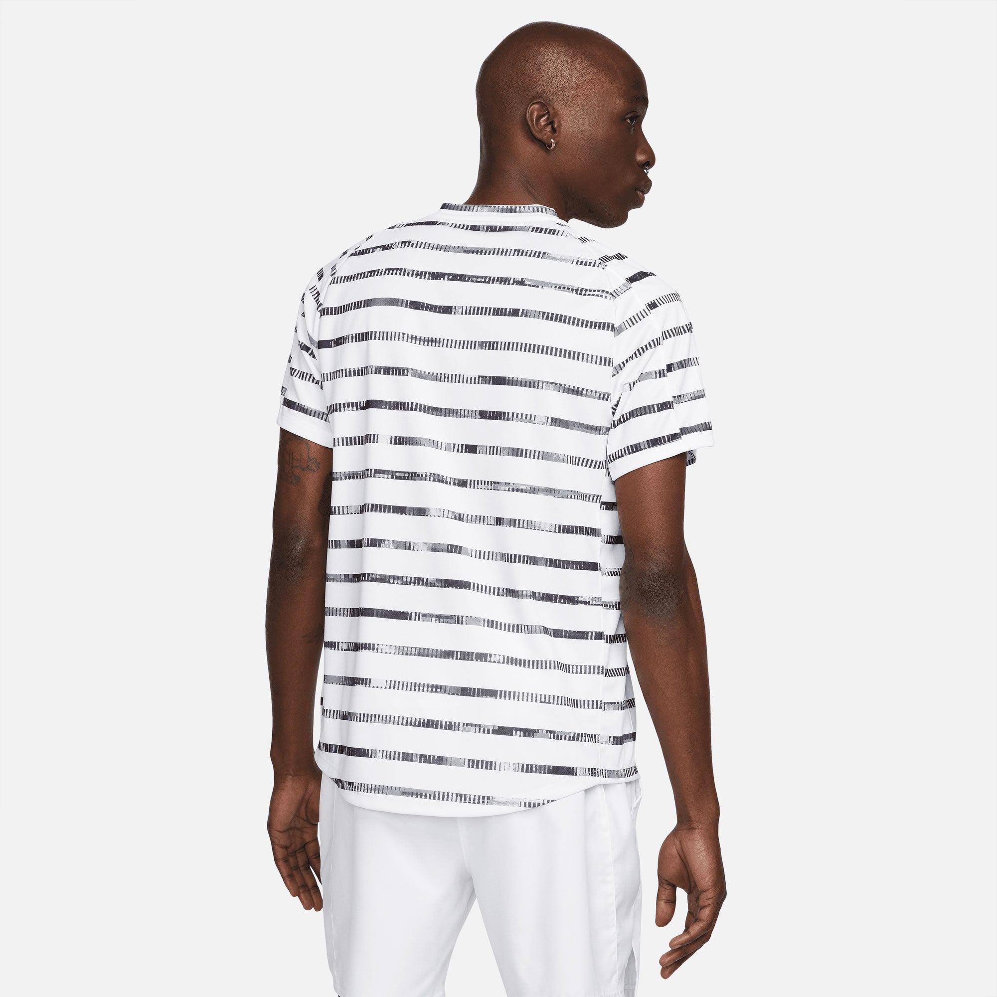 NikeCourt Dri-FIT Victory Men's Printed Tennis Shirt White (2)