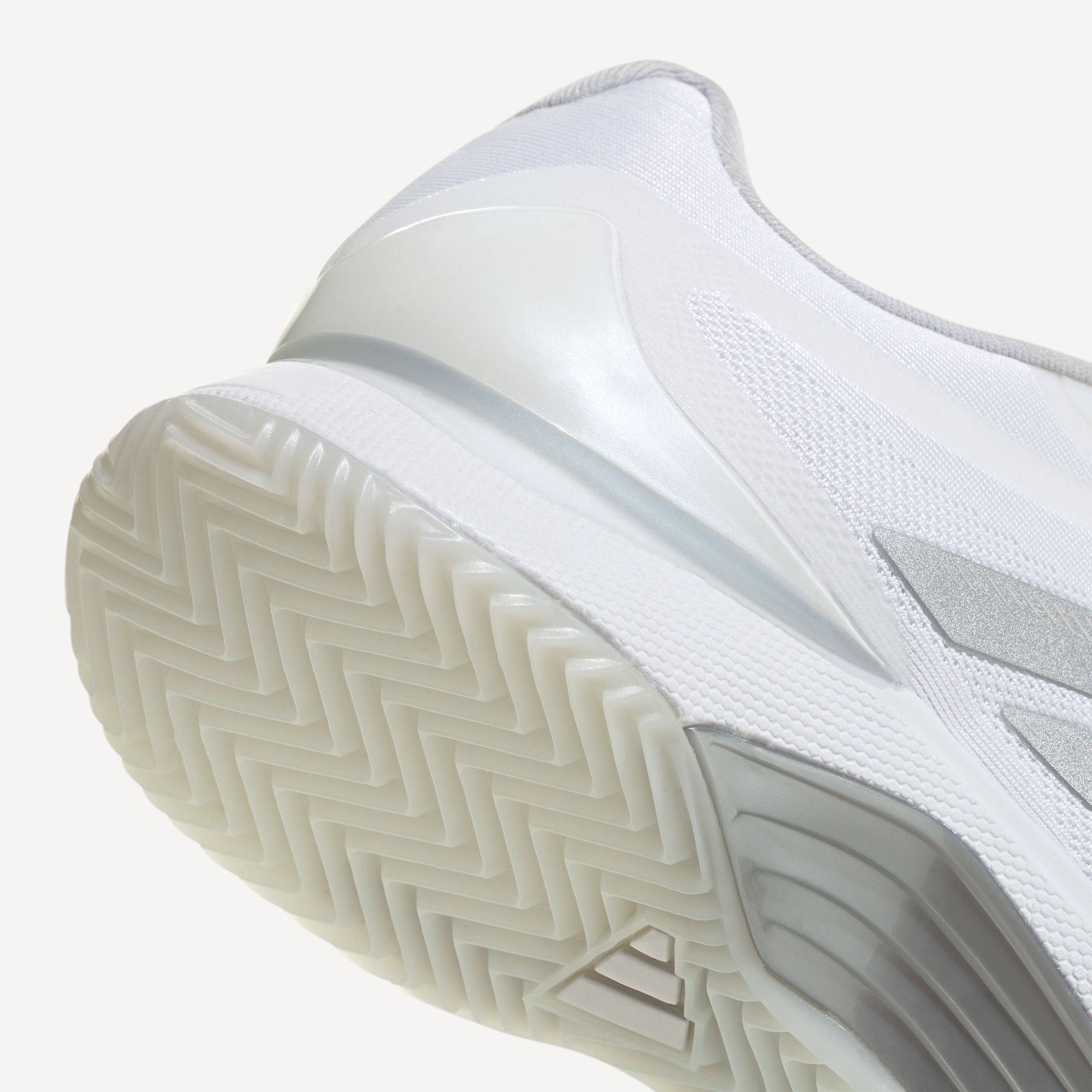 adidas Avacourt Women's Clay Court Tennis Shoes - White (7)