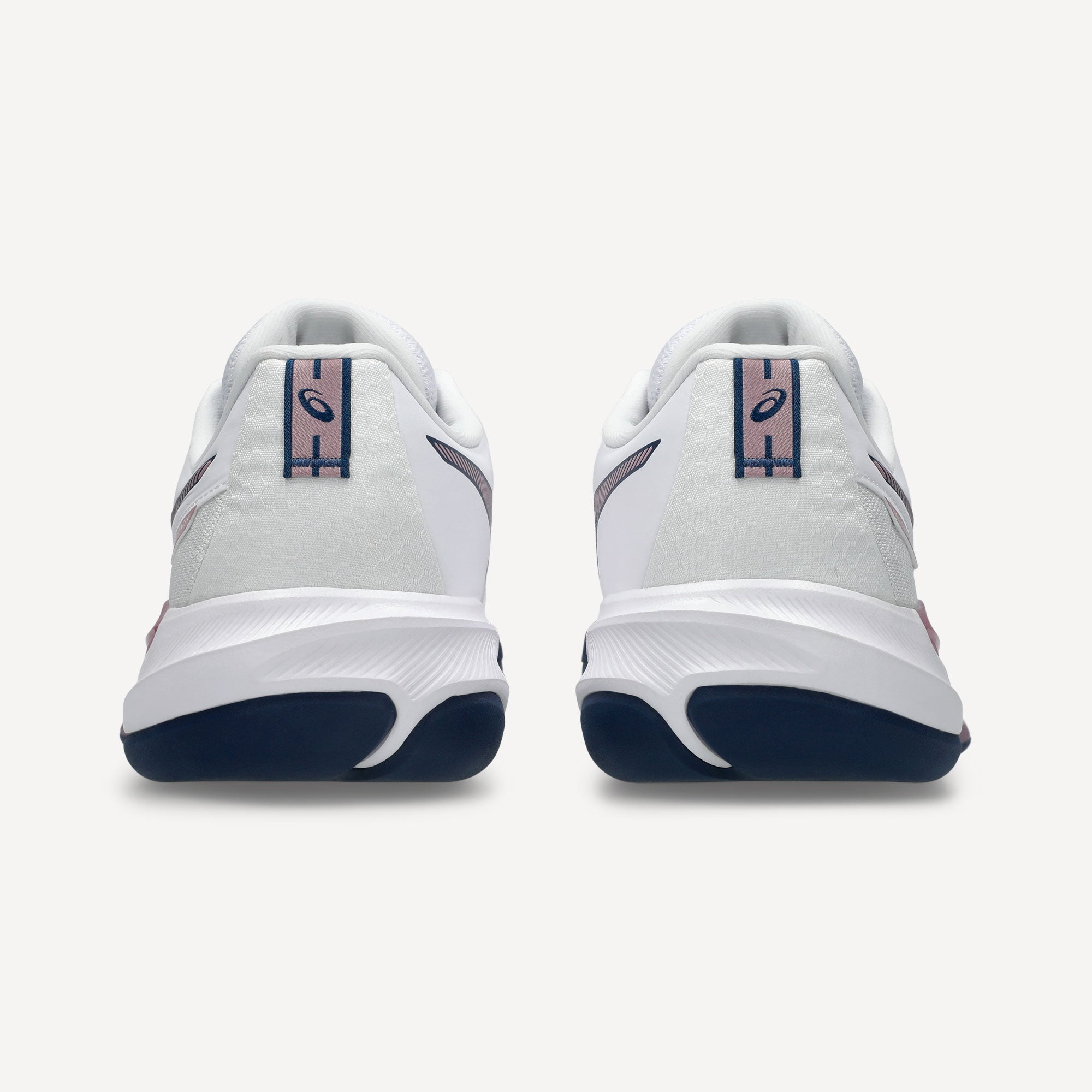 ASICS Gel-Challenger 15 Women's Carpet Tennis Shoes - White (6)