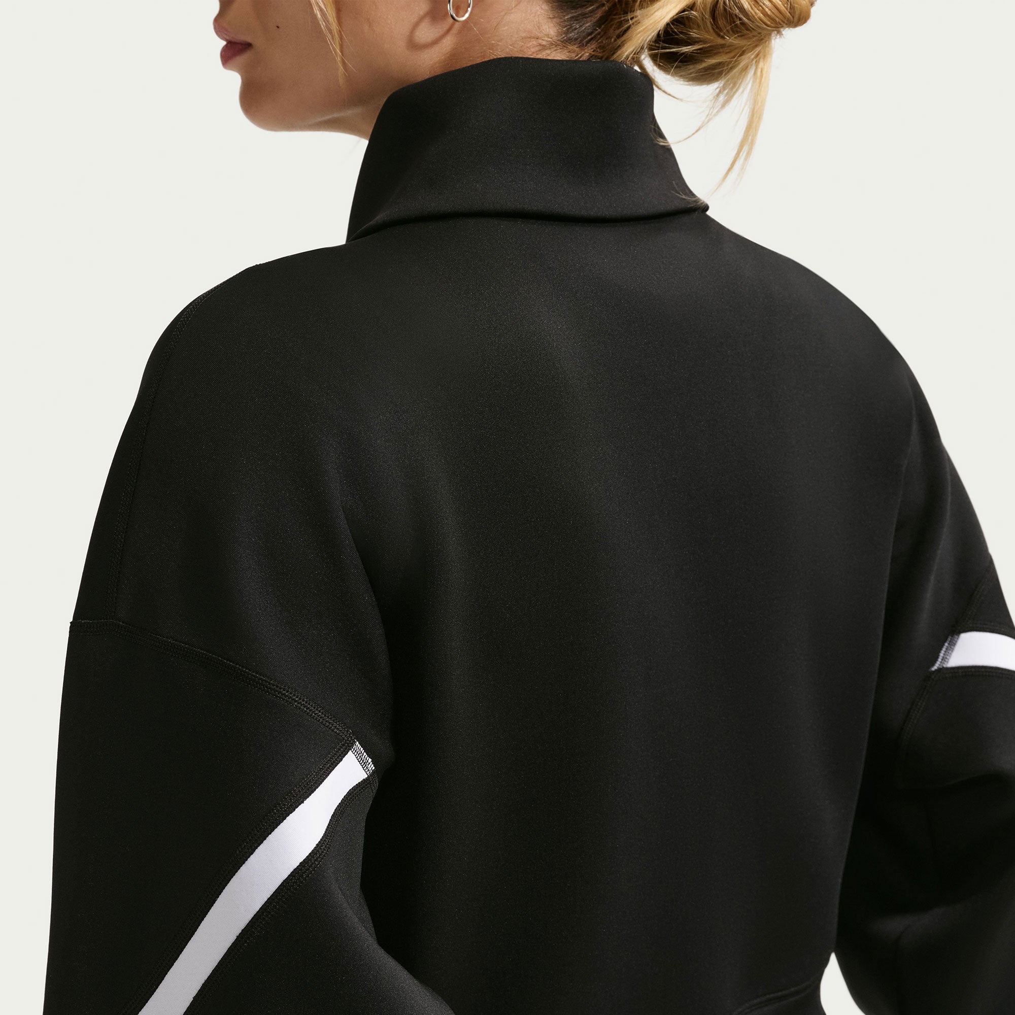 Nike Advantage Women's Dri-FIT Full-Zip Tennis Jacket - Black