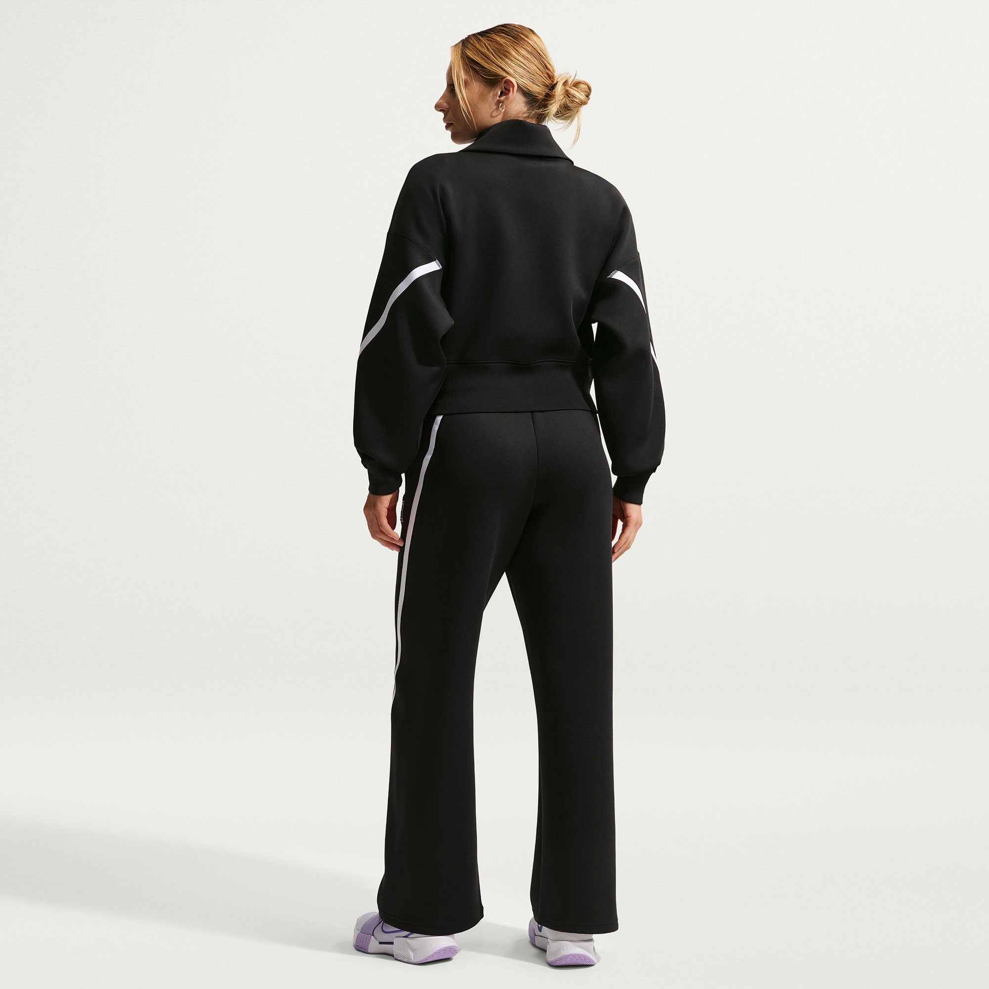 Nike Advantage Women's Dri-FIT Full-Zip Tennis Jacket - Black
