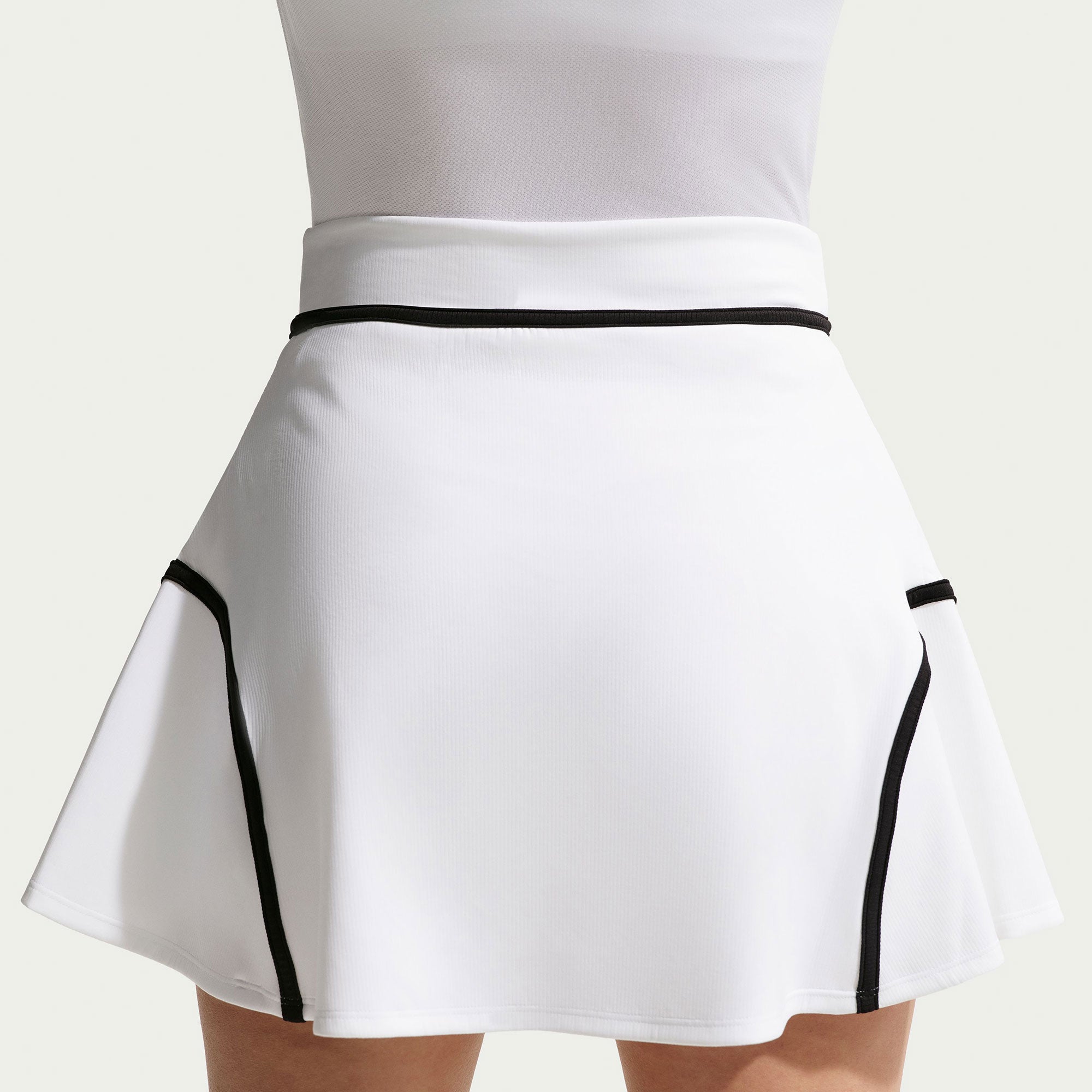Nike Advantage Women's Dri-FIT High-Waisted Tennis Skirt - White (4)