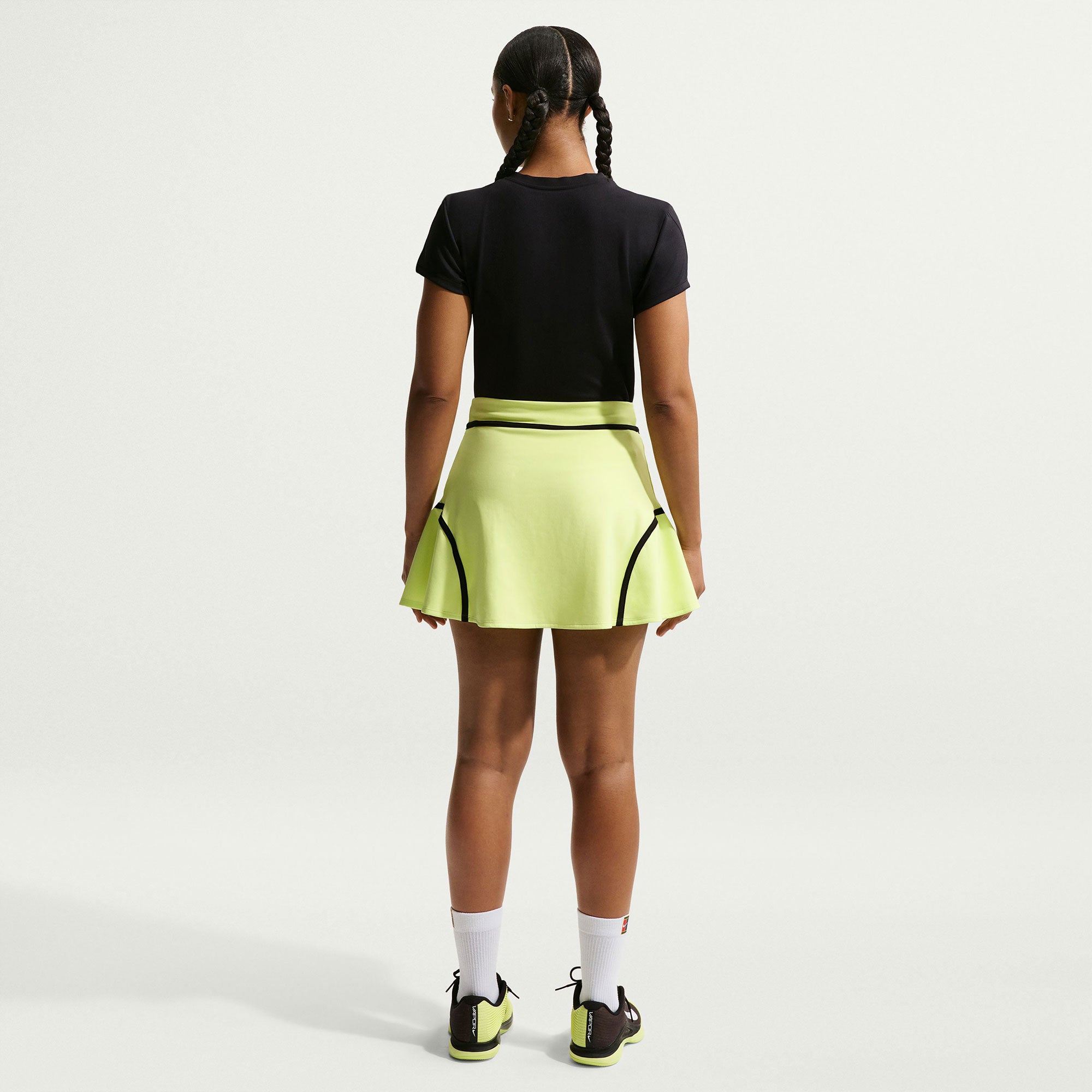 Nike Advantage Women's Dri-FIT High-Waisted Tennis Skirt - Yellow (2)