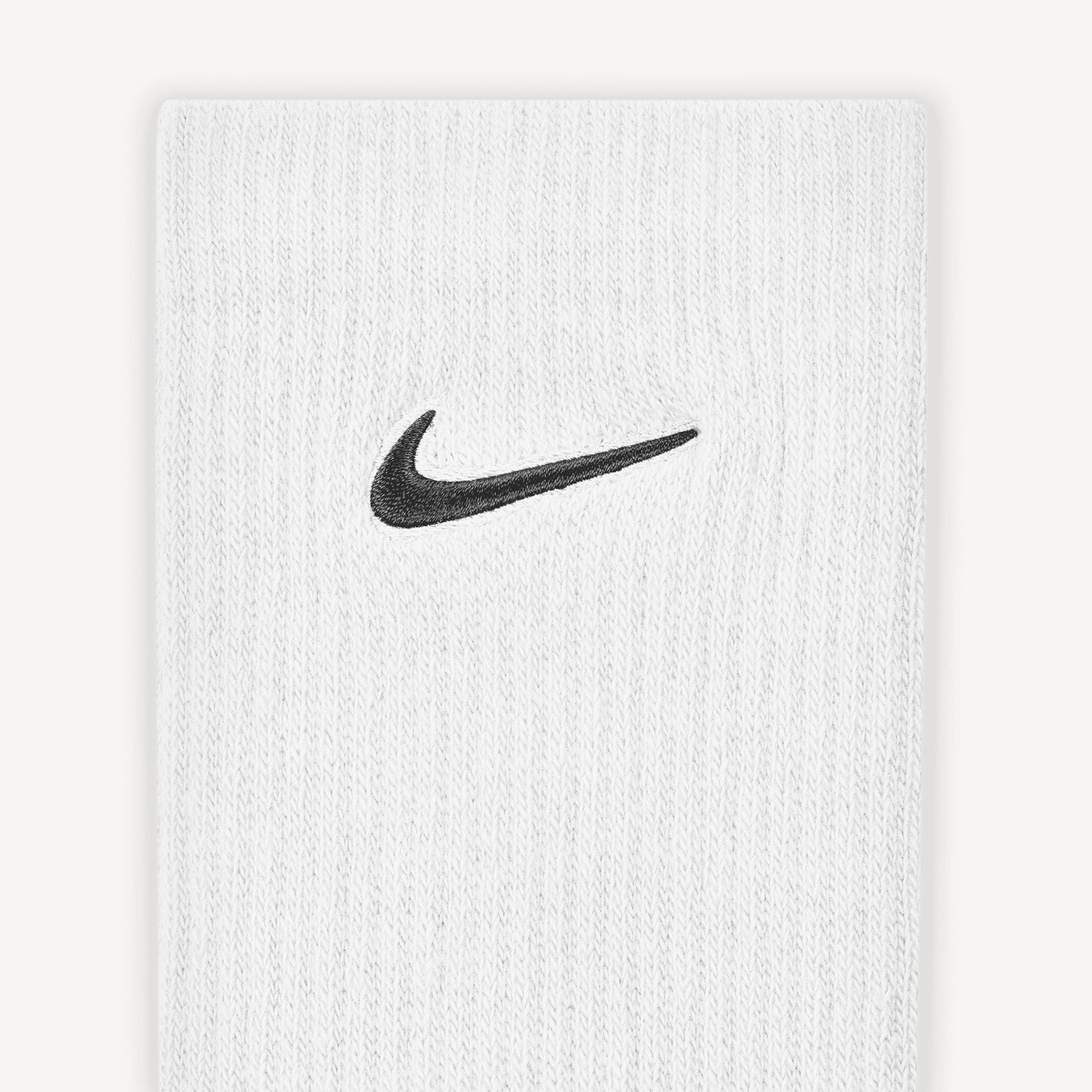 Nike Everyday Crew Socks - White (4)
