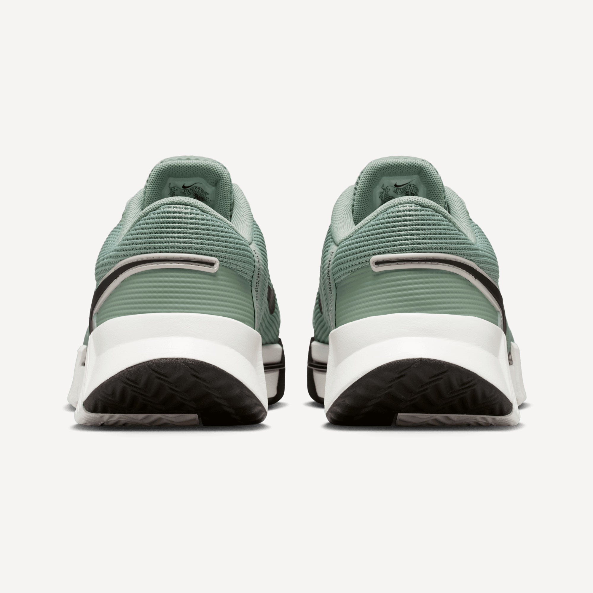 Nike GP Challenge 1.5 Women's Clay Court Tennis Shoes - Green (5)