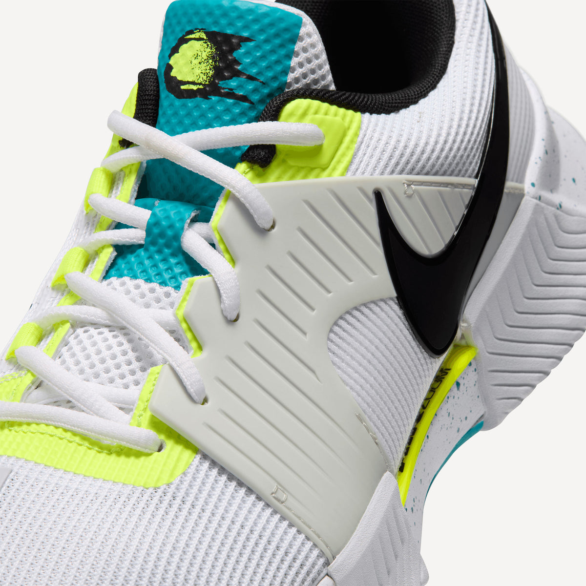 Nike GP Challenge 1.5 Men's Hard Court Tennis Shoes - White (7)