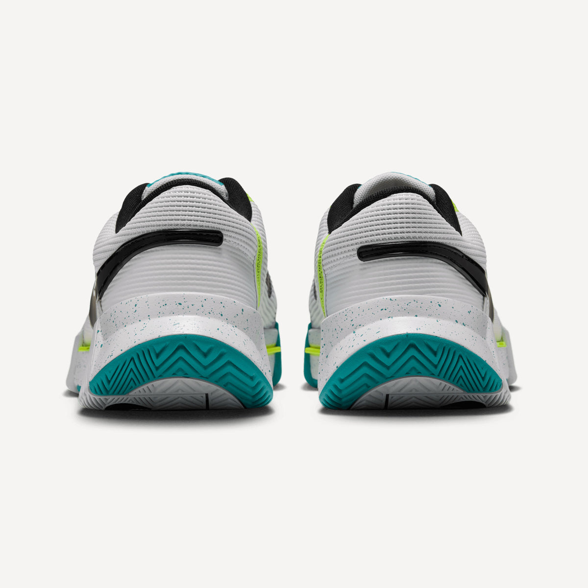 Nike GP Challenge 1.5 Women's Hard Court Tennis Shoes - White (5)