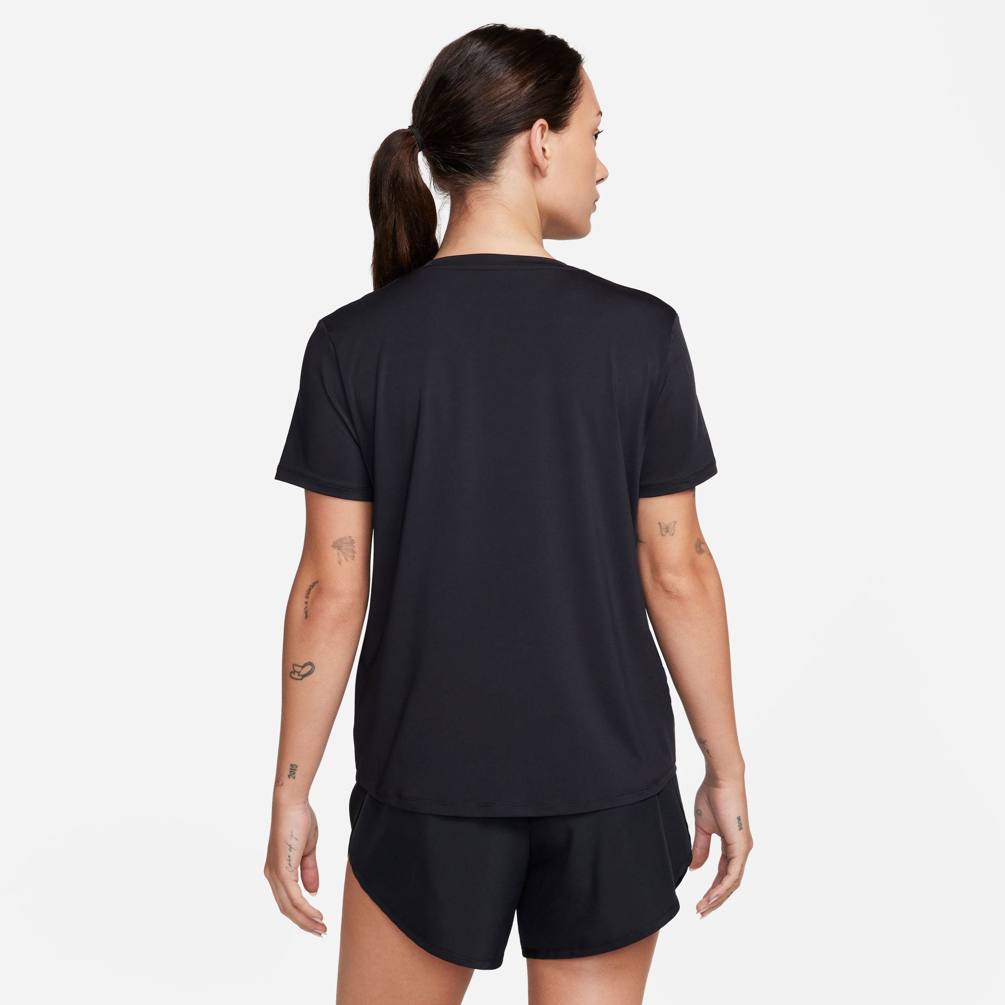 Nike One Classic Women's Dri-FIT Shirt - Black (2)