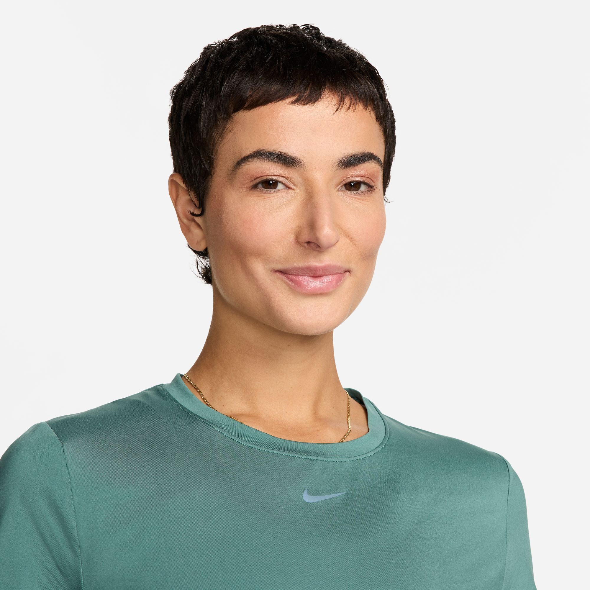 Nike One Classic Women's Dri-FIT Shirt - Green (3)