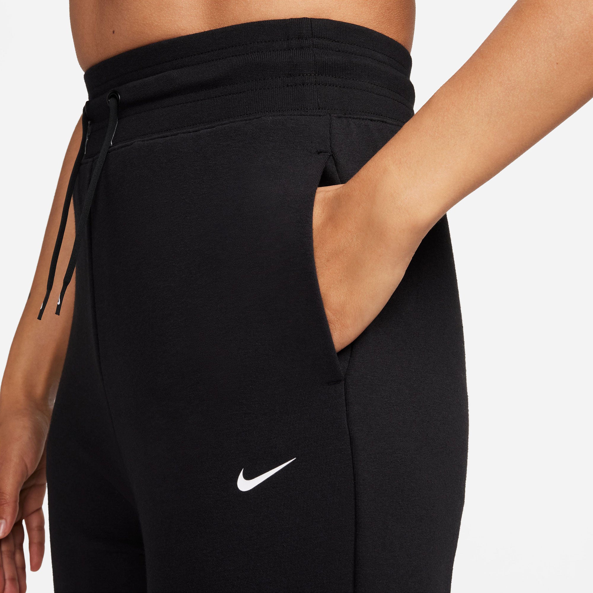 Nike One Dri-FIT Women's Jogger Pants Black (3)