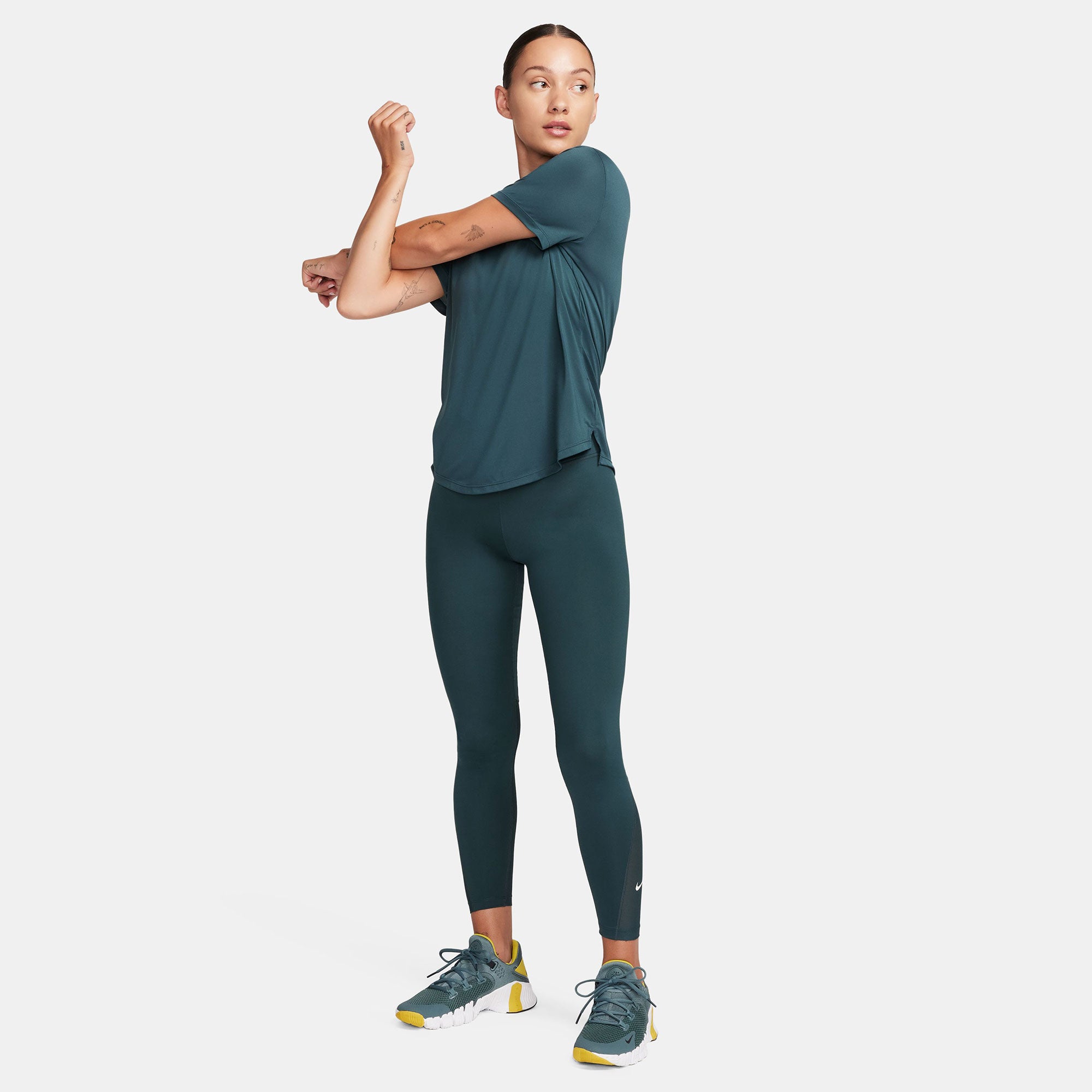 Nike One Dri-FIT Women's Mid-Rise 7/8 Leggings Green (6)