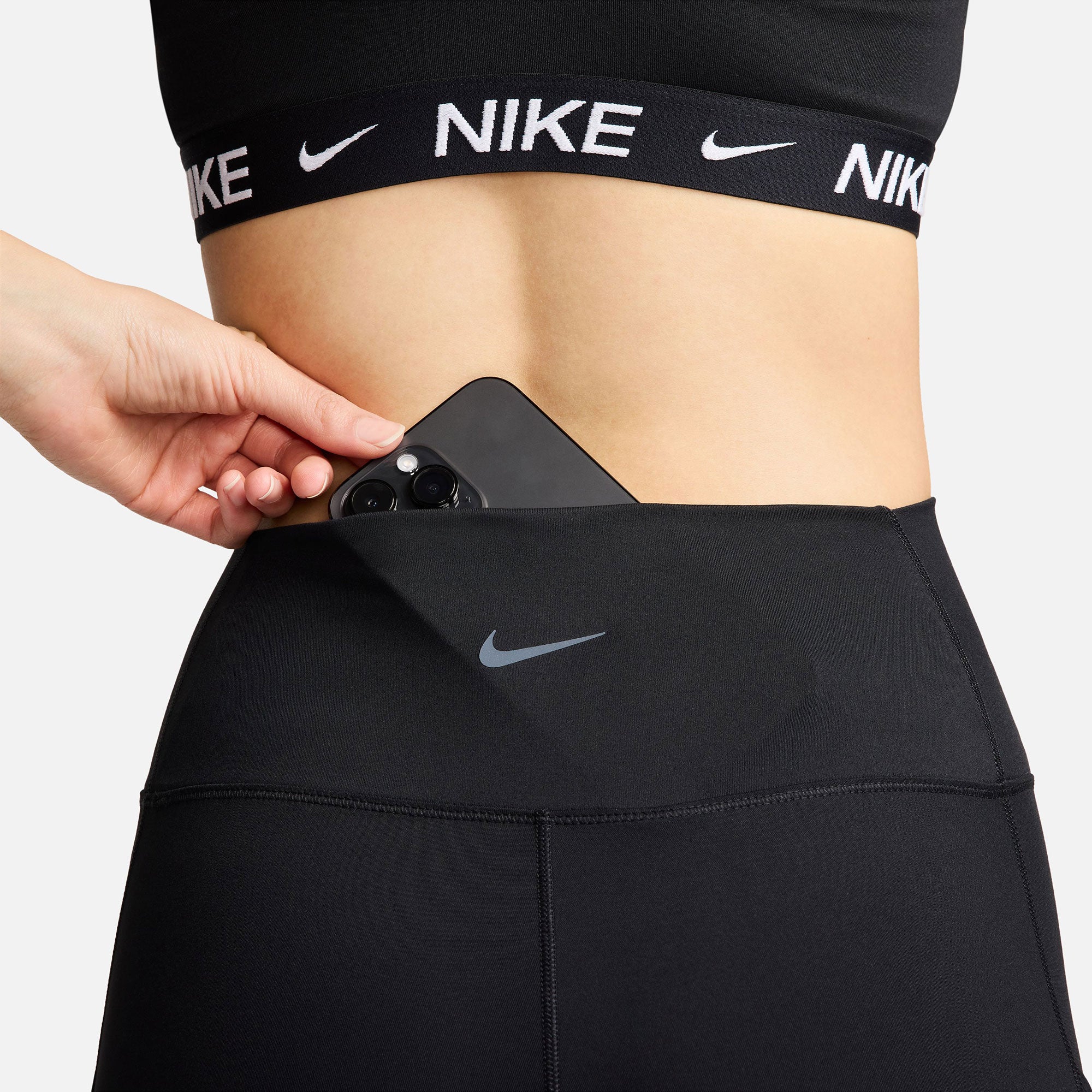 Nike One Women's Dri-FIT High-Waisted 7/8 Leggings with Pockets - Black (6)