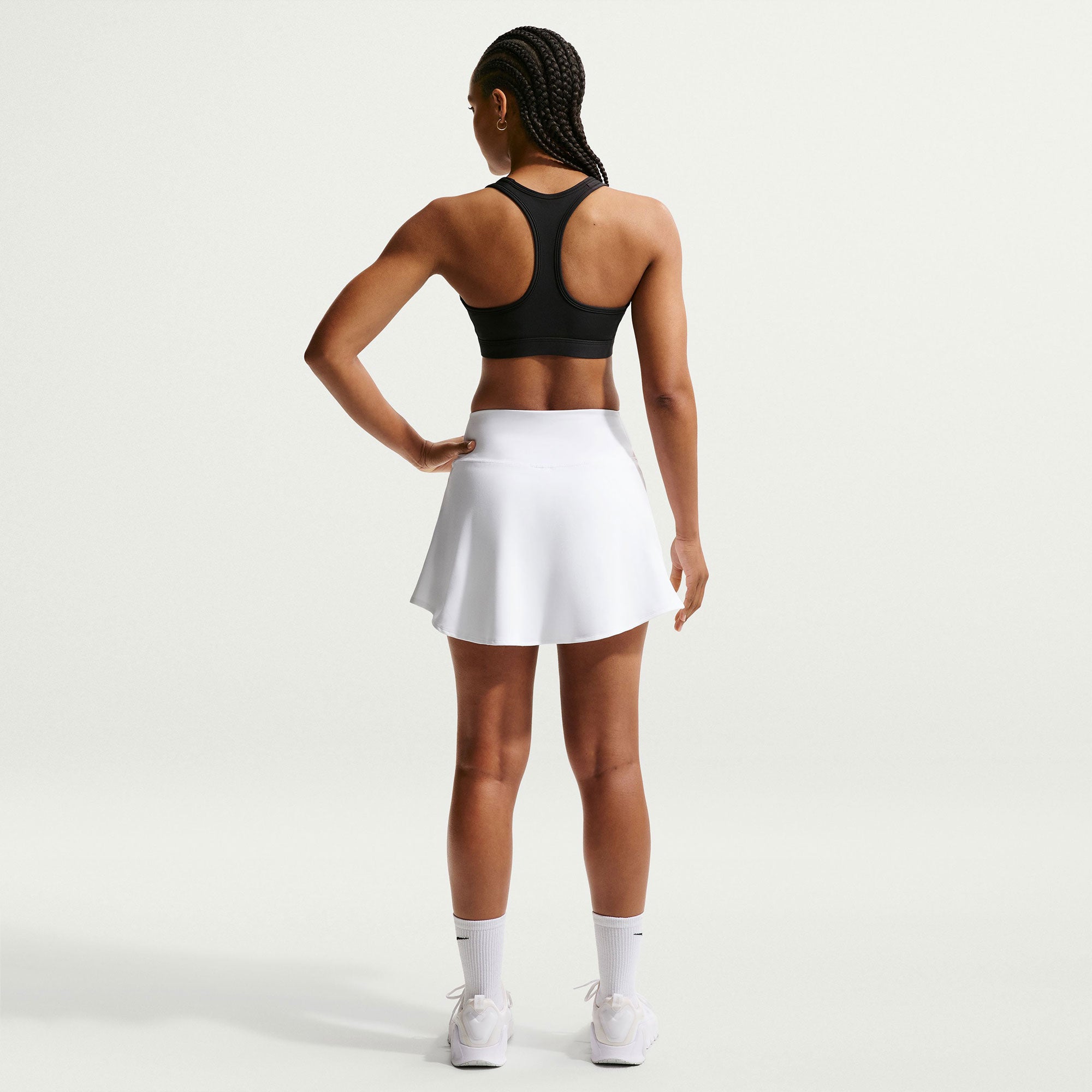 Nike Swoosh Women's Medium-Support Padded Sports Bra - Black (5)