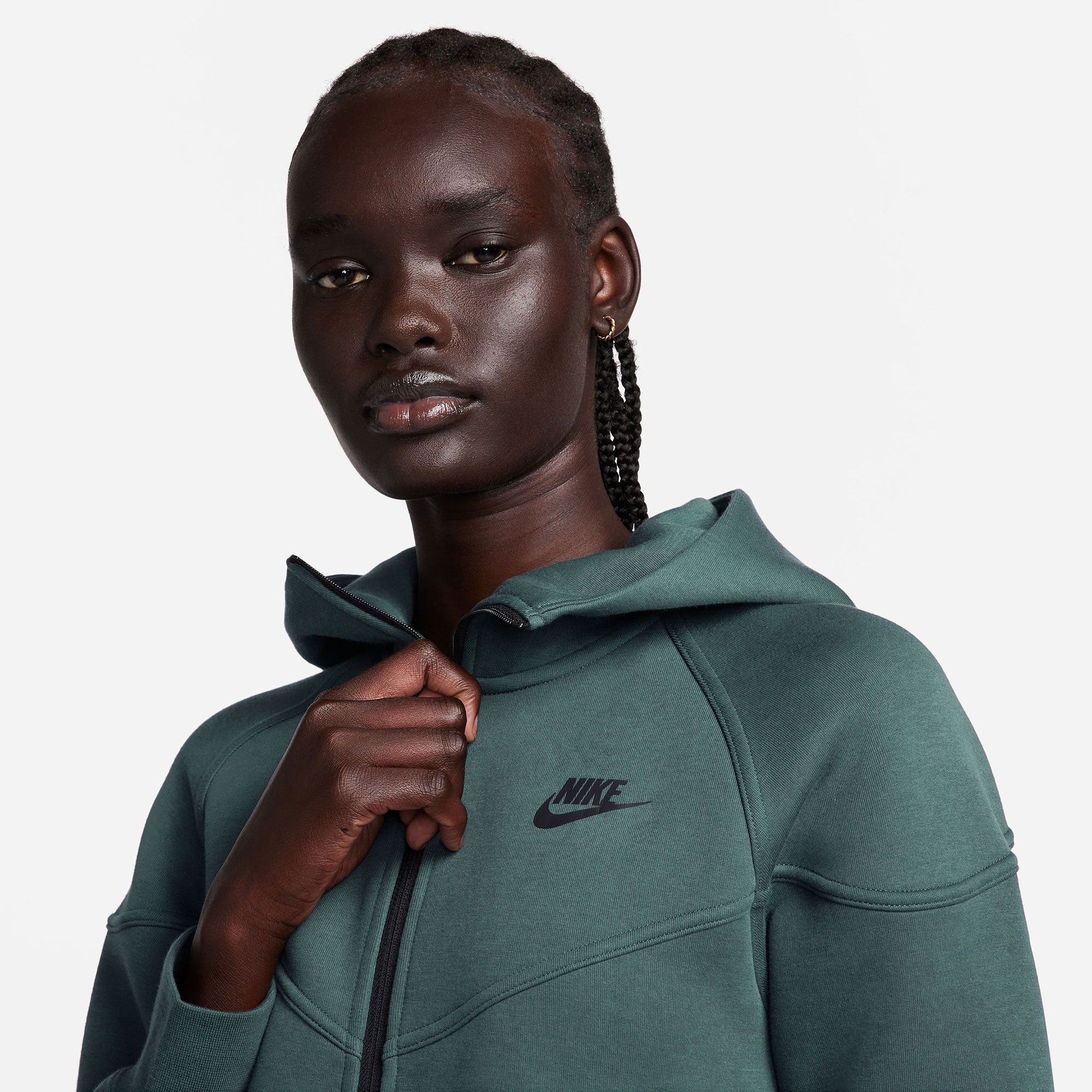 Green nike zip on sale hoodie