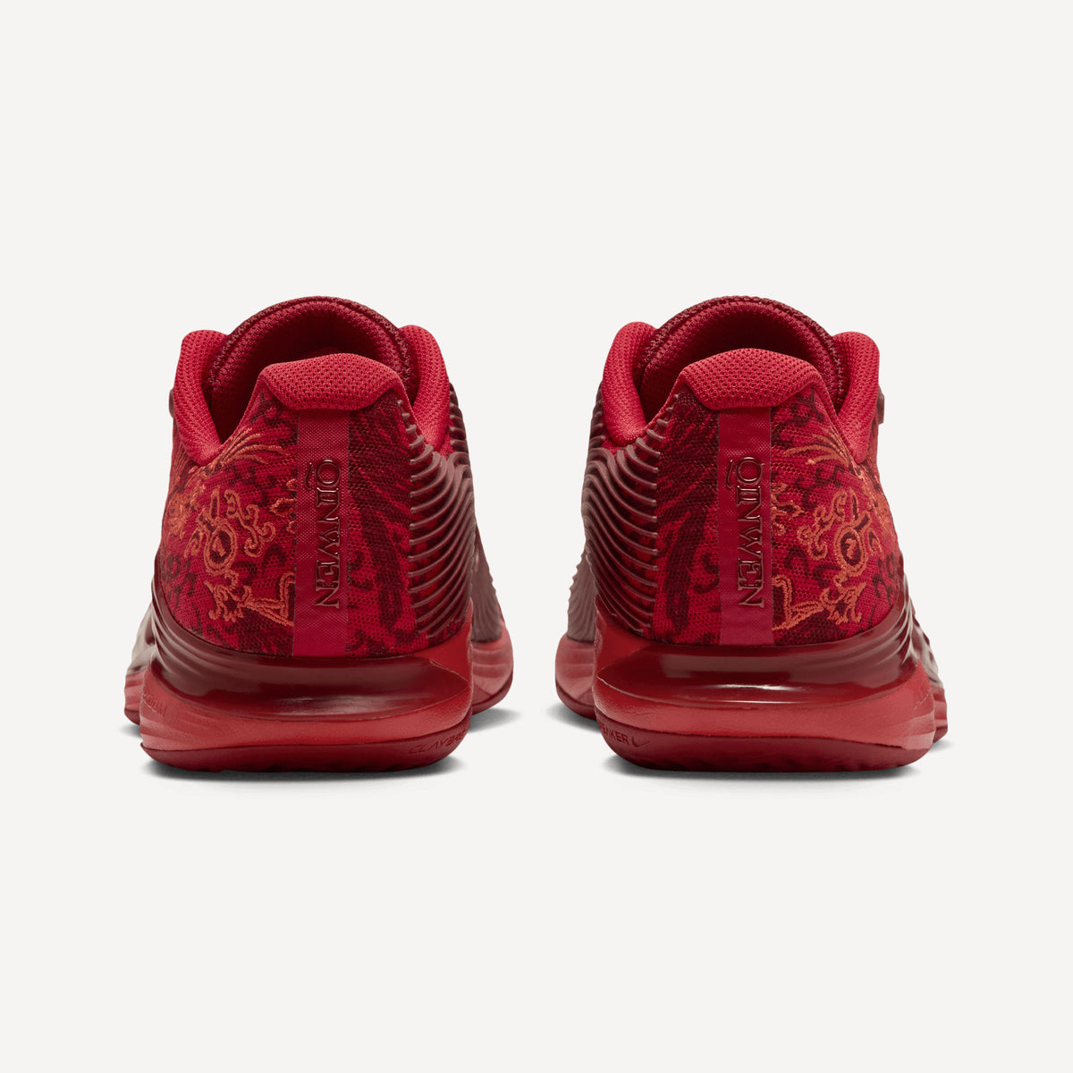 Nike Vapor 12 "Qinwen" Women's Clay Court Tennis Shoes - Red (5)