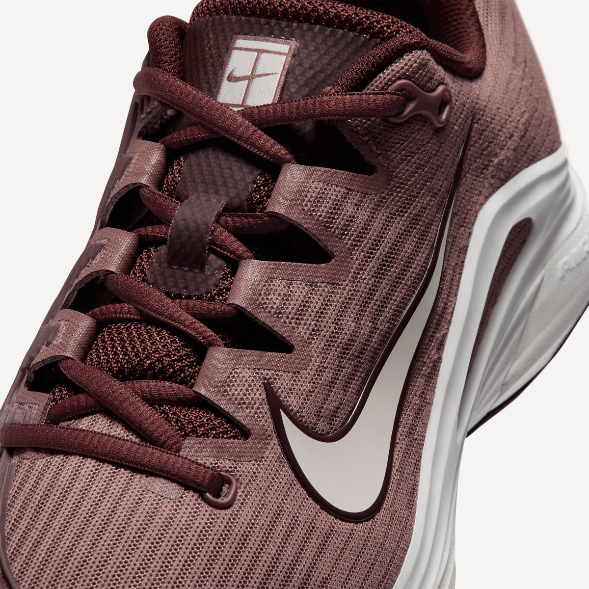 Nike Vapor 12 Women's Clay Court Tennis Shoes - Brown (7)