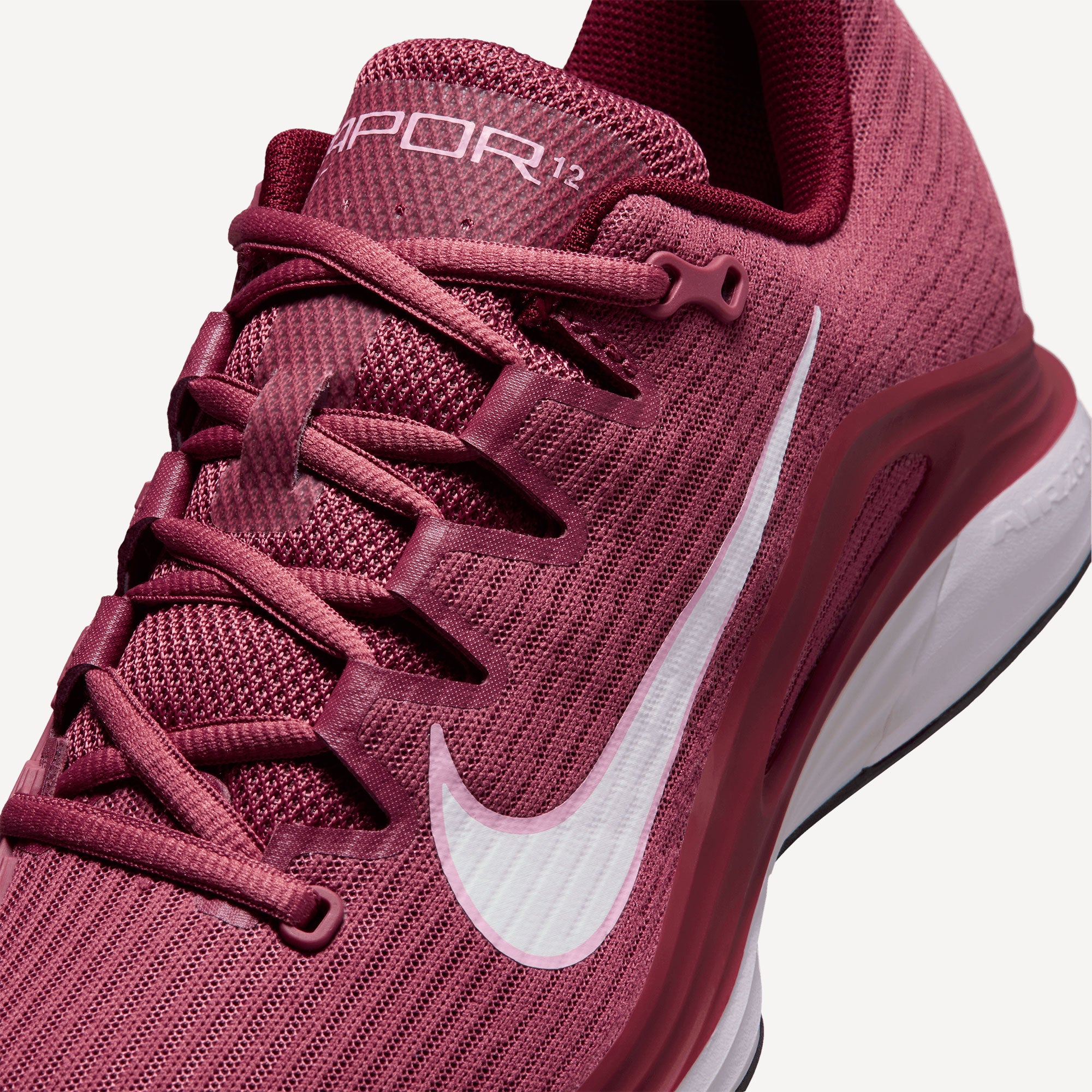 Nike Vapor 12 Women's Clay Court Tennis Shoes - Red (7)