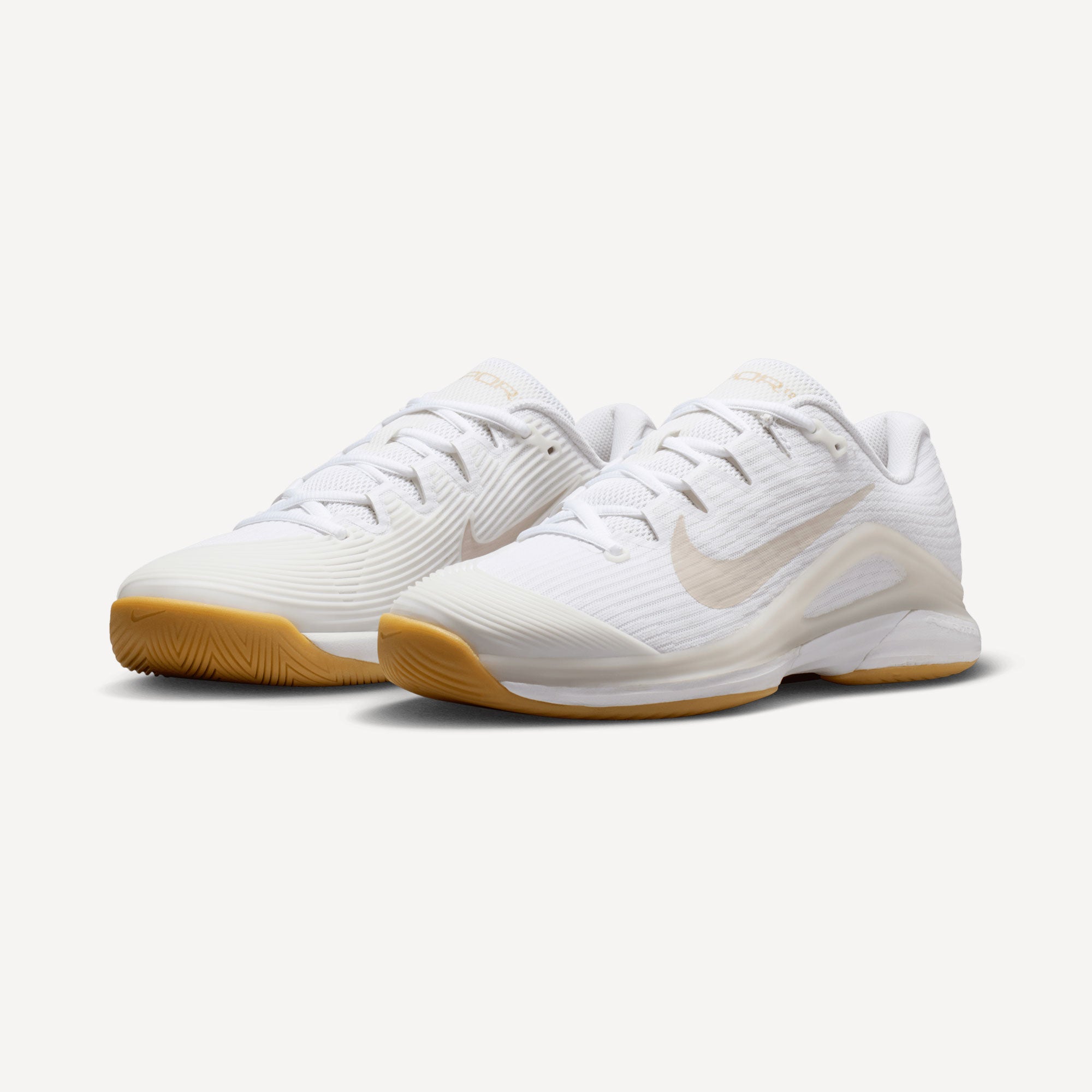 Nike Vapor 12 Women's Hard Court Tennis Shoes - White (4)