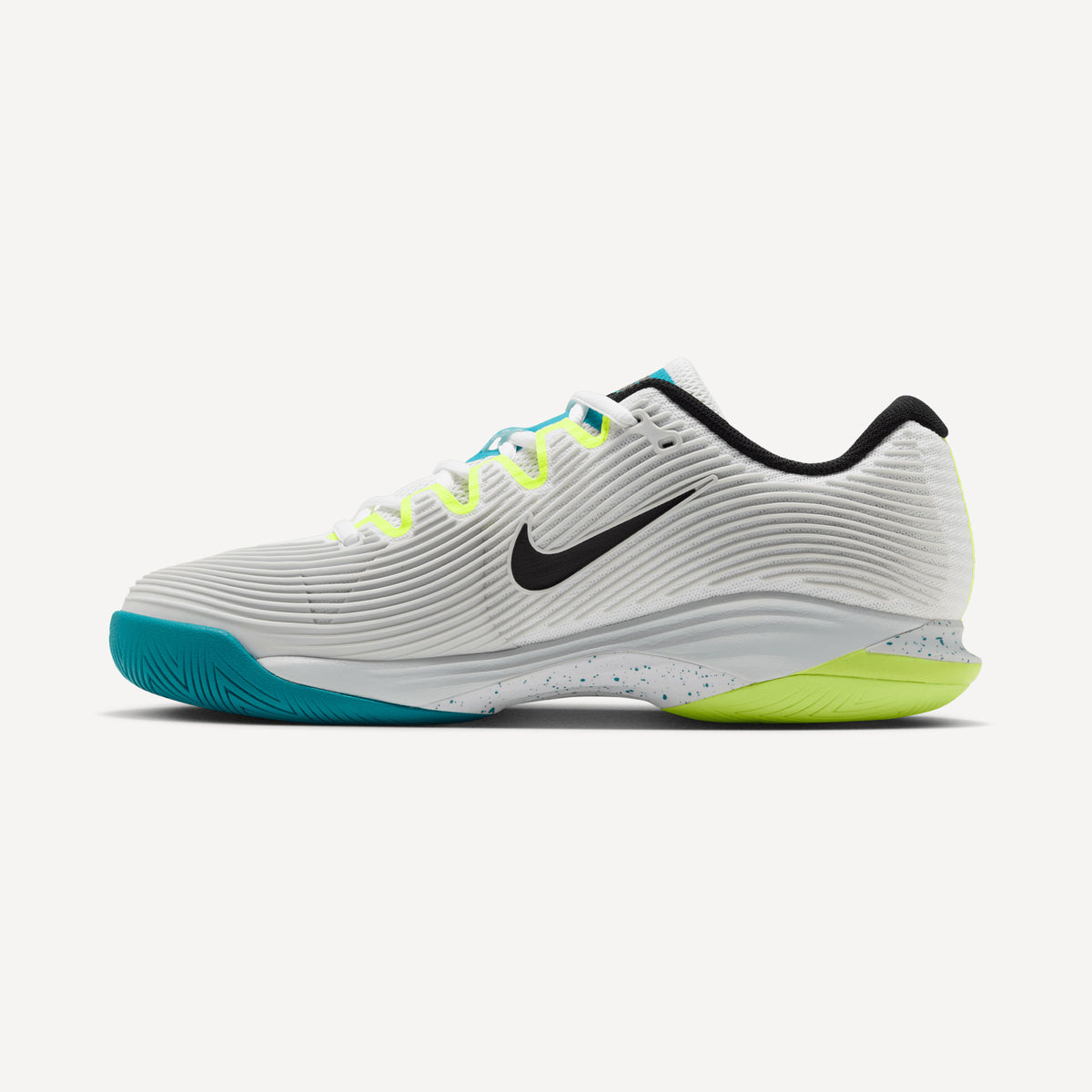 Nike Vapor 12 Women's Hard Court Tennis Shoes - White (3)