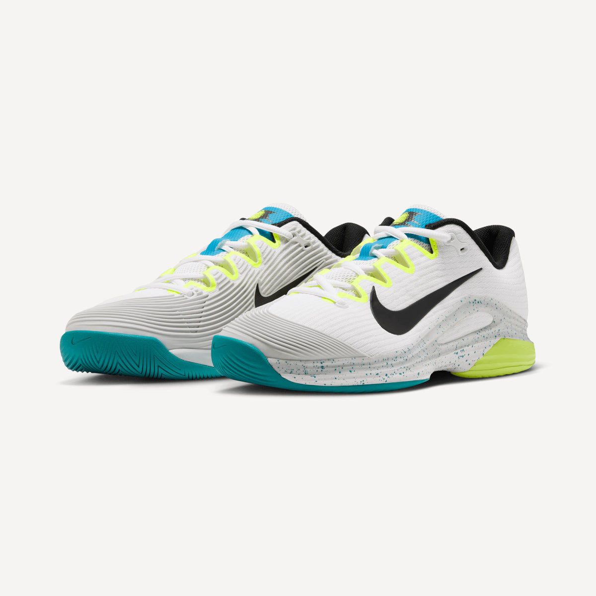 Nike Vapor 12 Women's Hard Court Tennis Shoes - White (4)