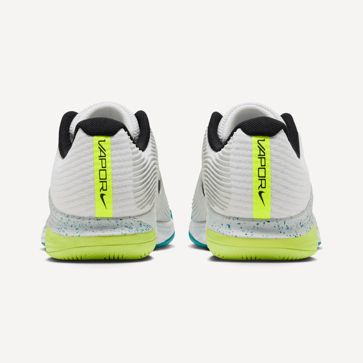 Nike Vapor 12 Women's Hard Court Tennis Shoes - White (5)