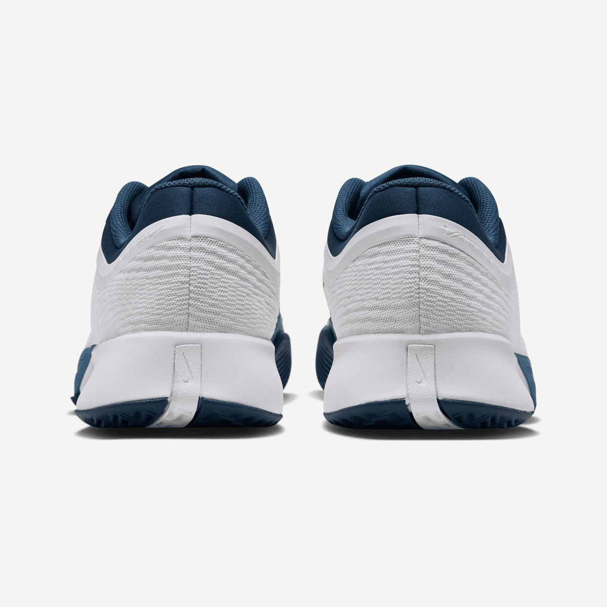 Nike Vapor Pro 3 Men's Clay Court Tennis Shoes - White (5)