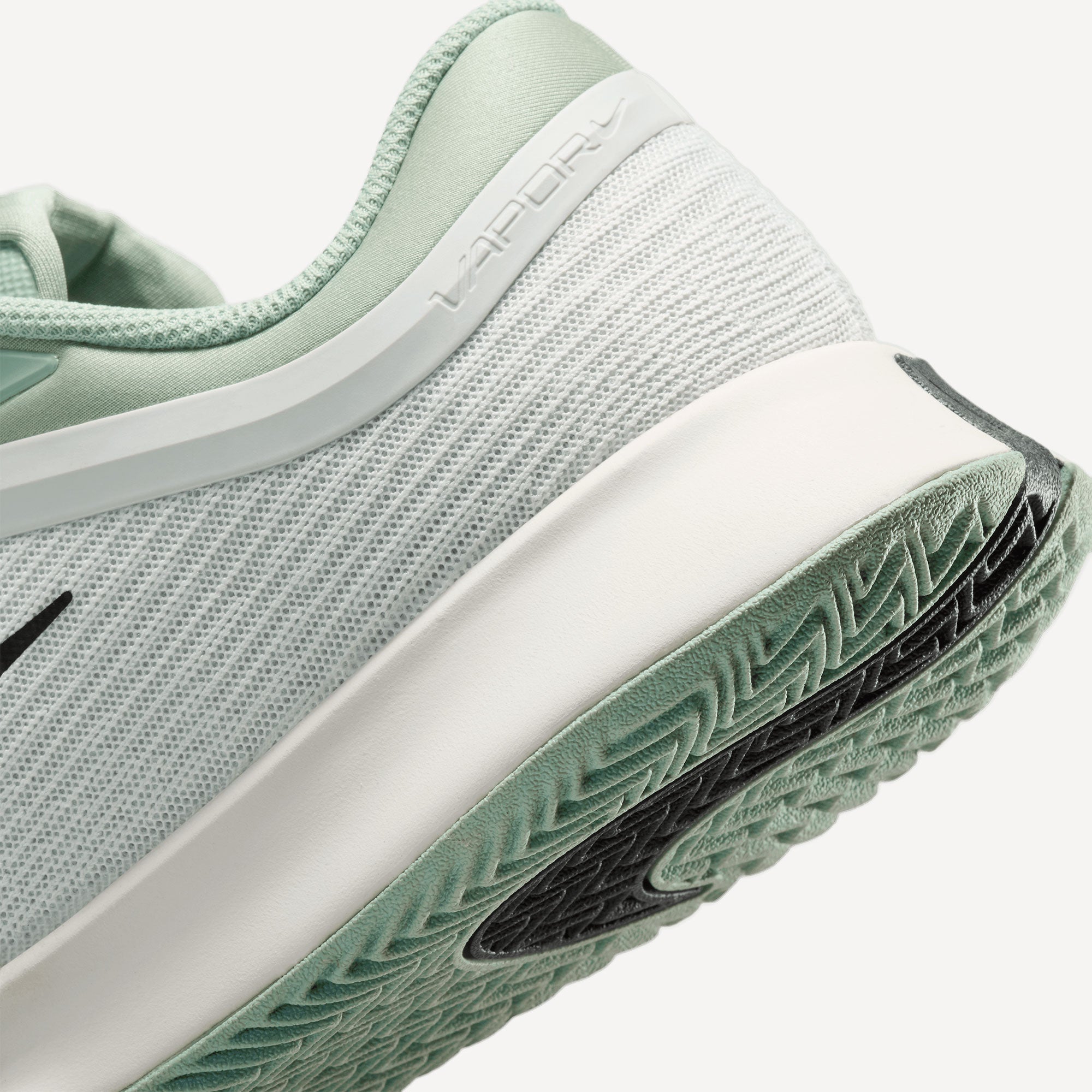 Nike Vapor Pro 3 Women's Clay Court Tennis Shoes - Green (8)