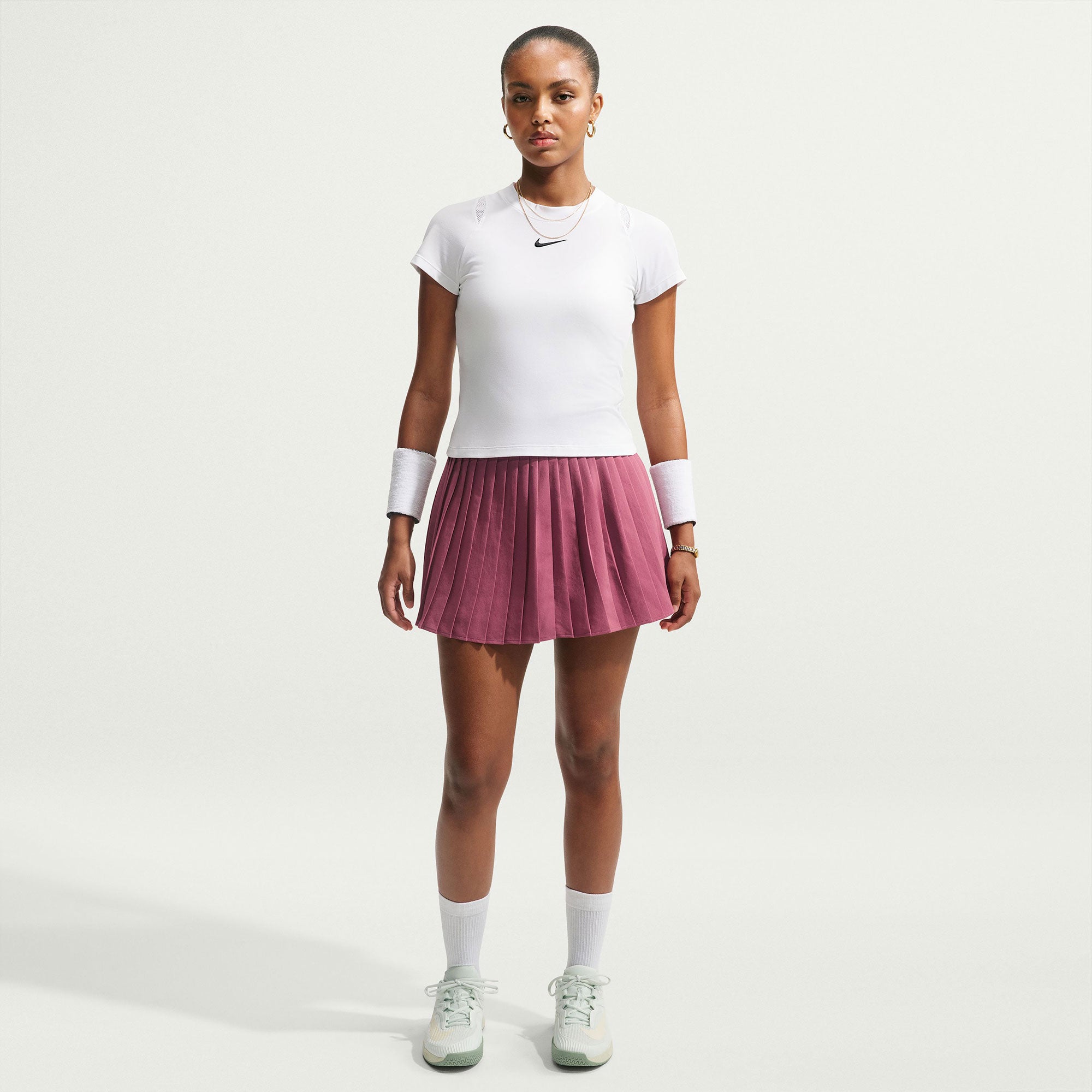 Nike Victory Women's Dri-FIT High-Waisted Pleated Tennis Skirt - Red (1)