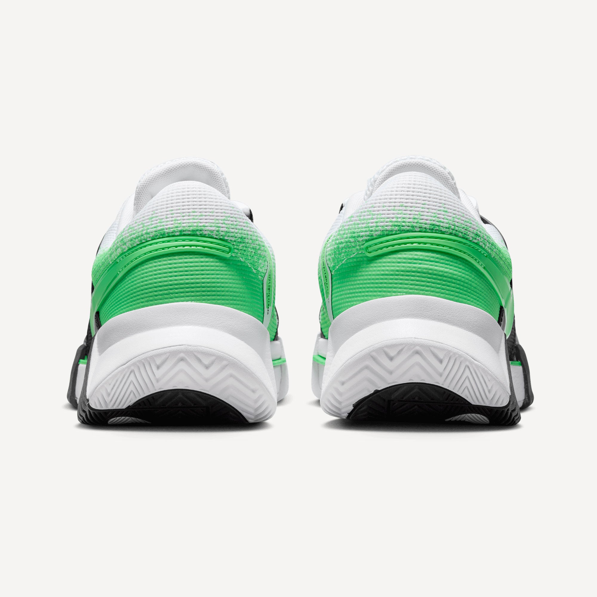 Nike Zoom GP Challenge 1 Men's Hard Court Tennis Shoes - White (5)