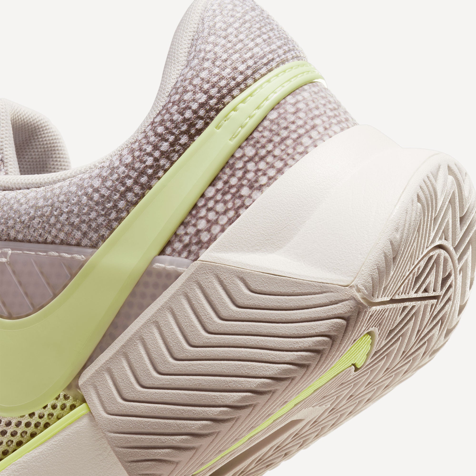 Nike Zoom GP Challenge 1 Premium Women's Hard Court Tennis Shoes - Grey (8)