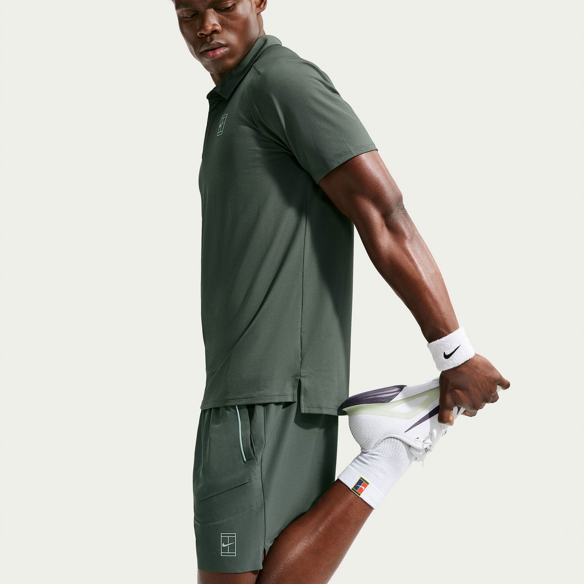 NikeCourt Advantage Men's Dri-FIT 6-Inch Tennis Shorts - Green (5)