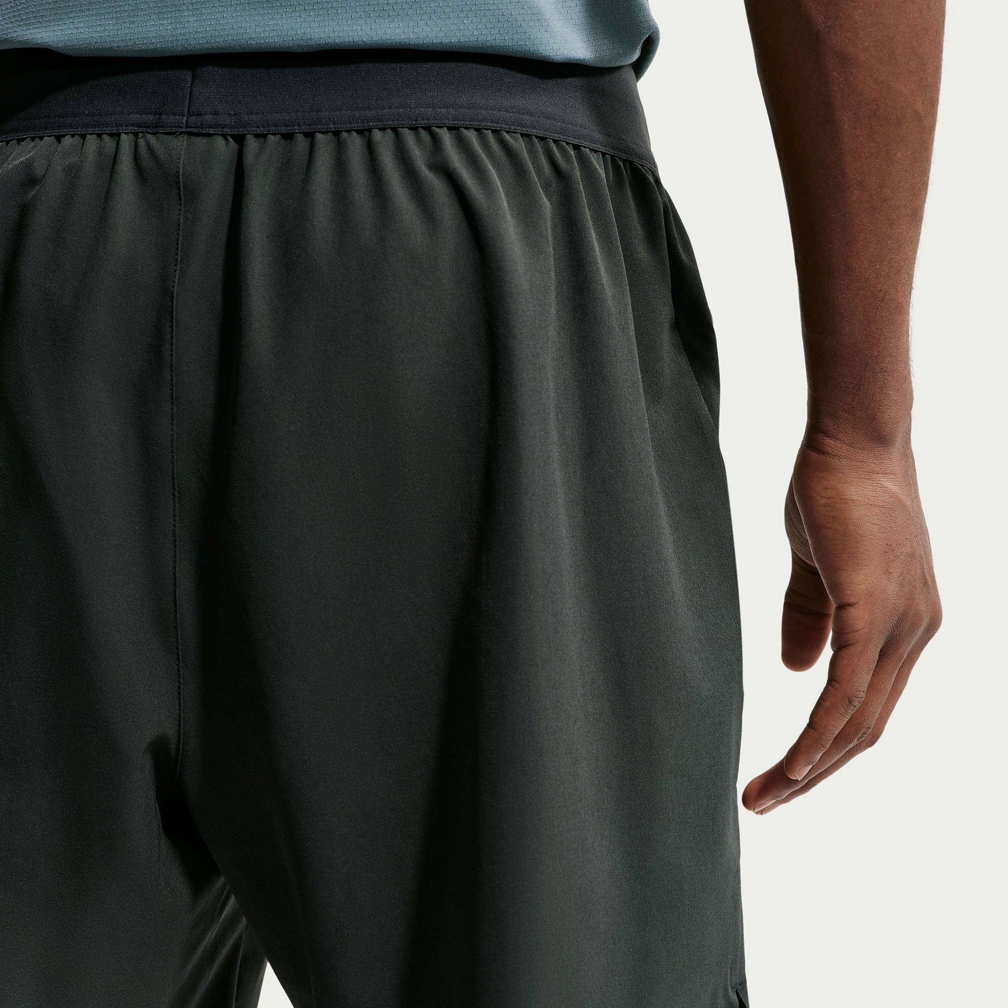 NikeCourt Advantage Men's Dri-FIT 6-Inch Tennis Shorts - Green (4)