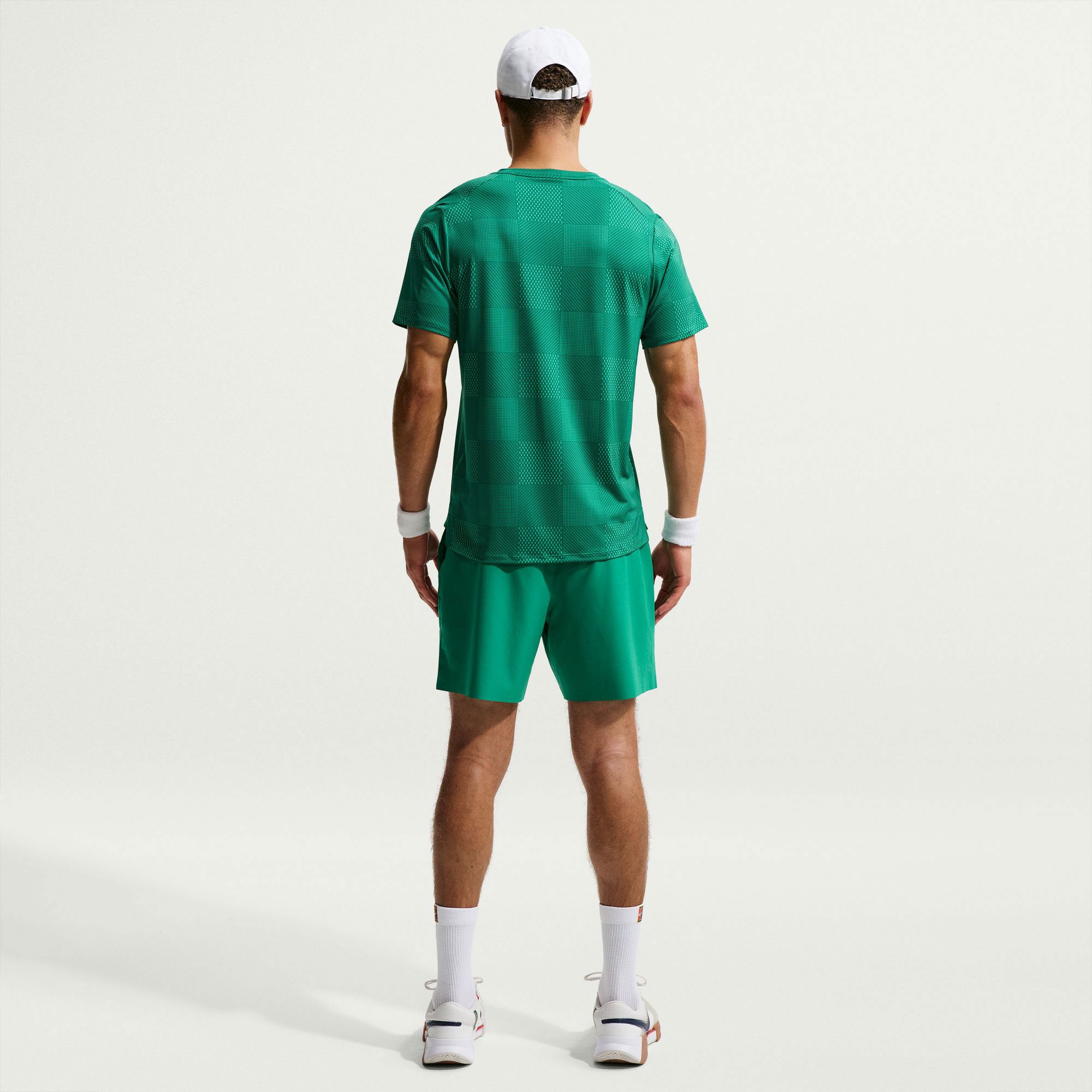 NikeCourt Advantage Men's Dri-FIT 6-Inch Tennis Shorts - Green (2)