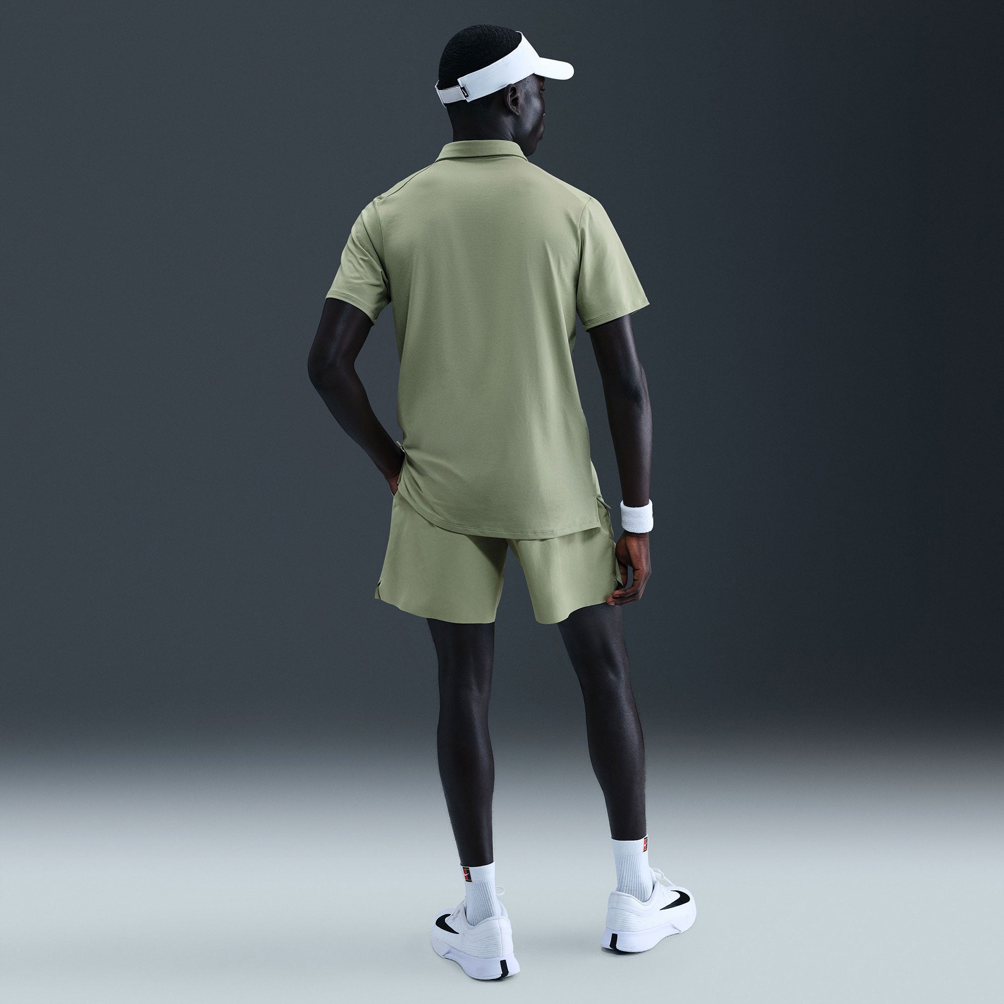 NikeCourt Advantage Men's Dri-FIT 6-Inch Tennis Shorts - Green (2)