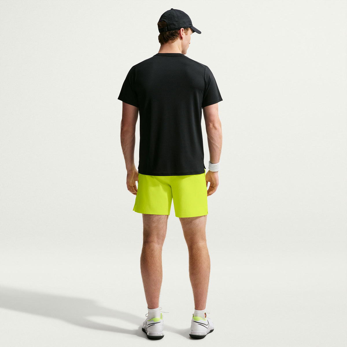 NikeCourt Advantage Men's Dri-FIT 6-Inch Tennis Shorts - Yellow (2)