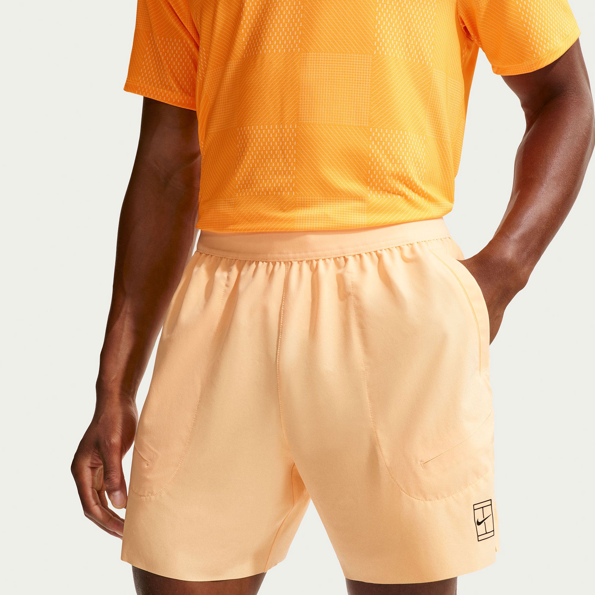 NikeCourt Advantage Men's Dri-FIT 6-Inch Tennis Shorts - Orange (3)