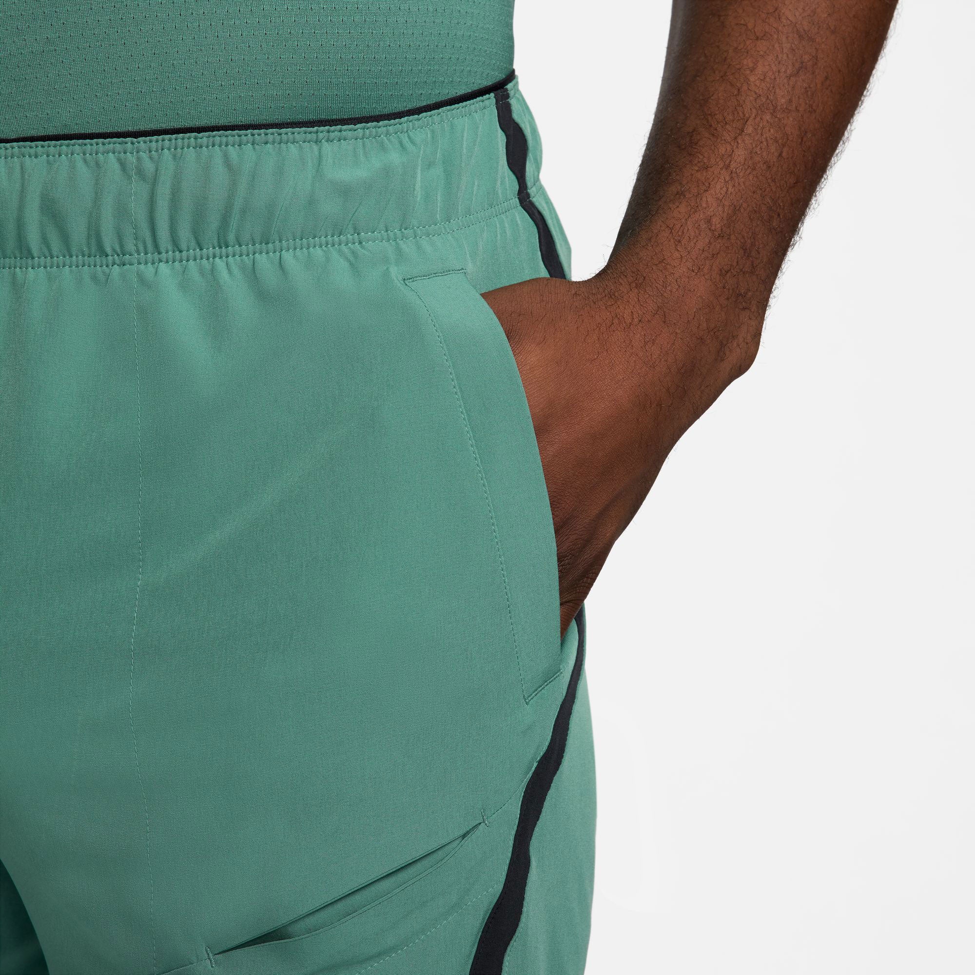 NikeCourt Advantage Men's Dri-FIT 7-Inch Tennis Shorts - Green (4)