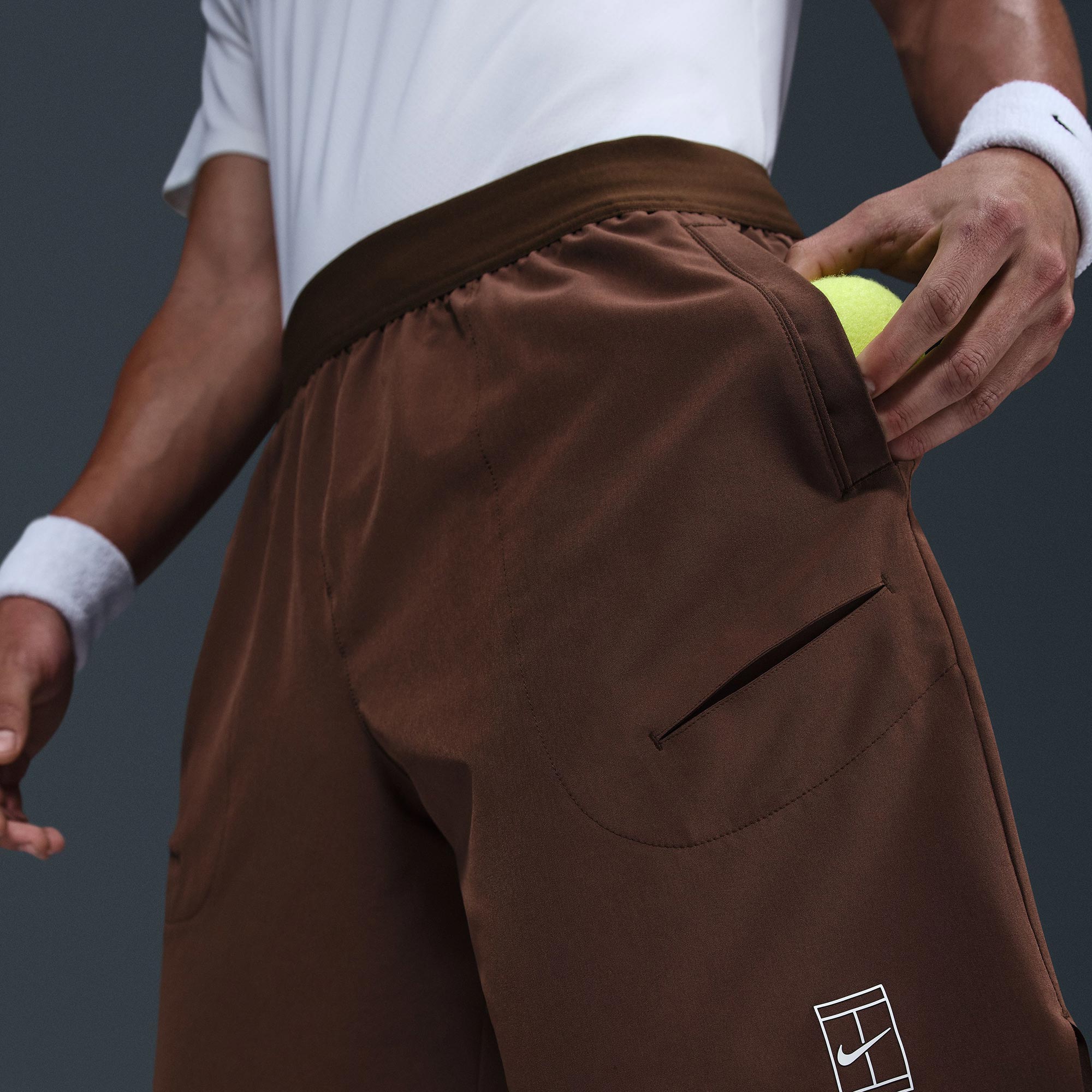 NikeCourt Advantage Men's Dri-FIT 8-Inch Tennis Shorts - Brown (3)