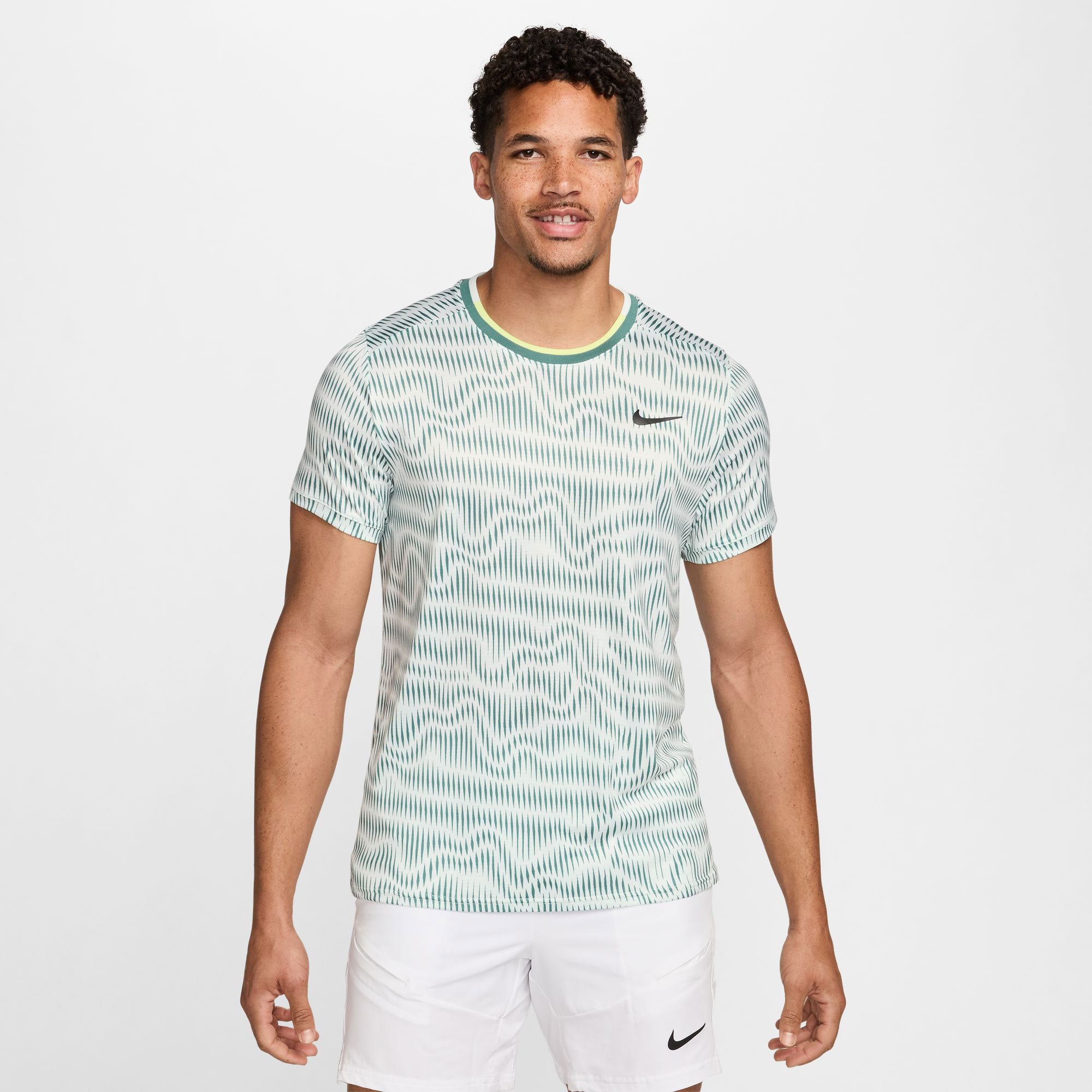 NikeCourt Advantage Men's Dri-FIT Printed Tennis Shirt - Green (1)