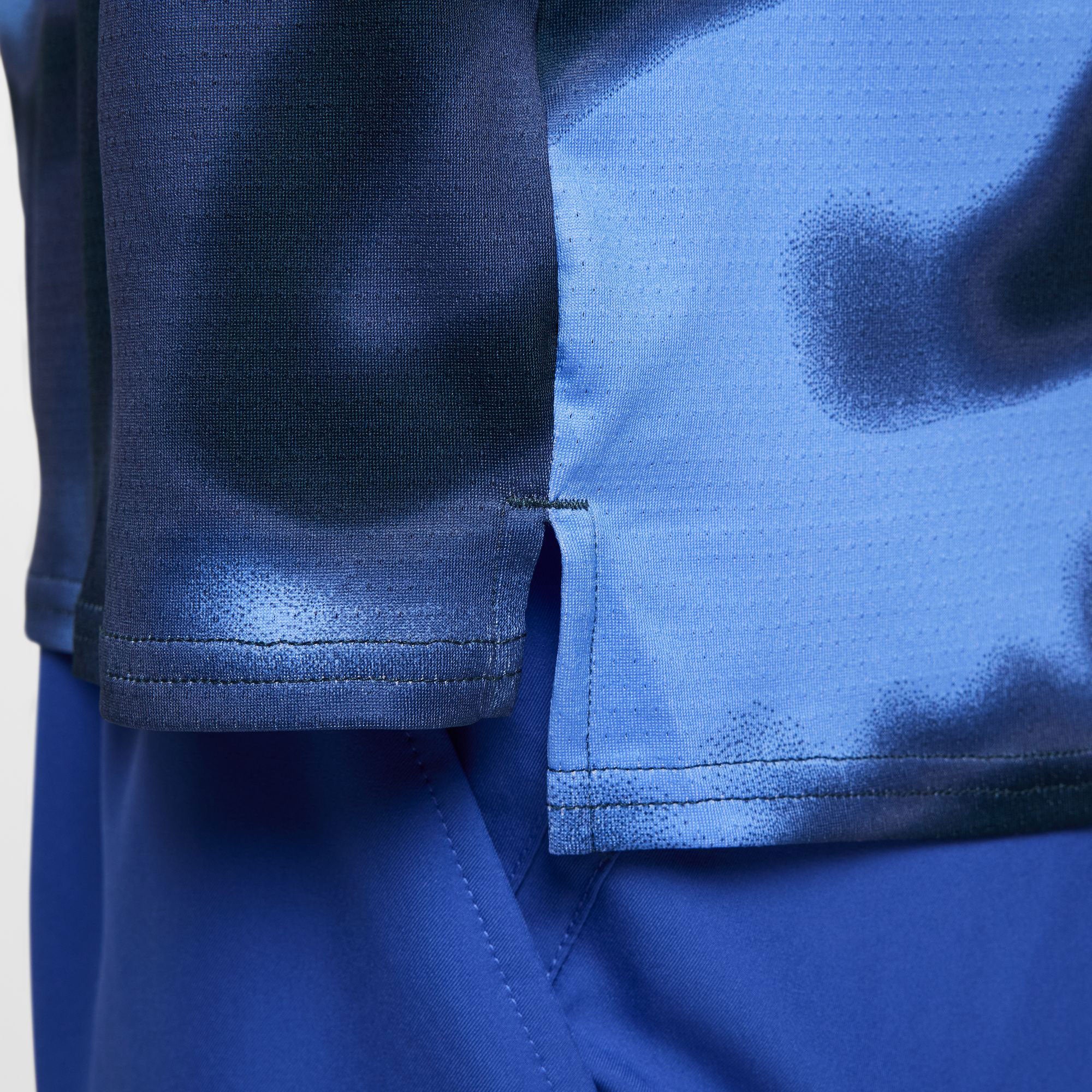 NikeCourt Advantage Men's Dri-FIT Printed Tennis Shirt - Blue (4)