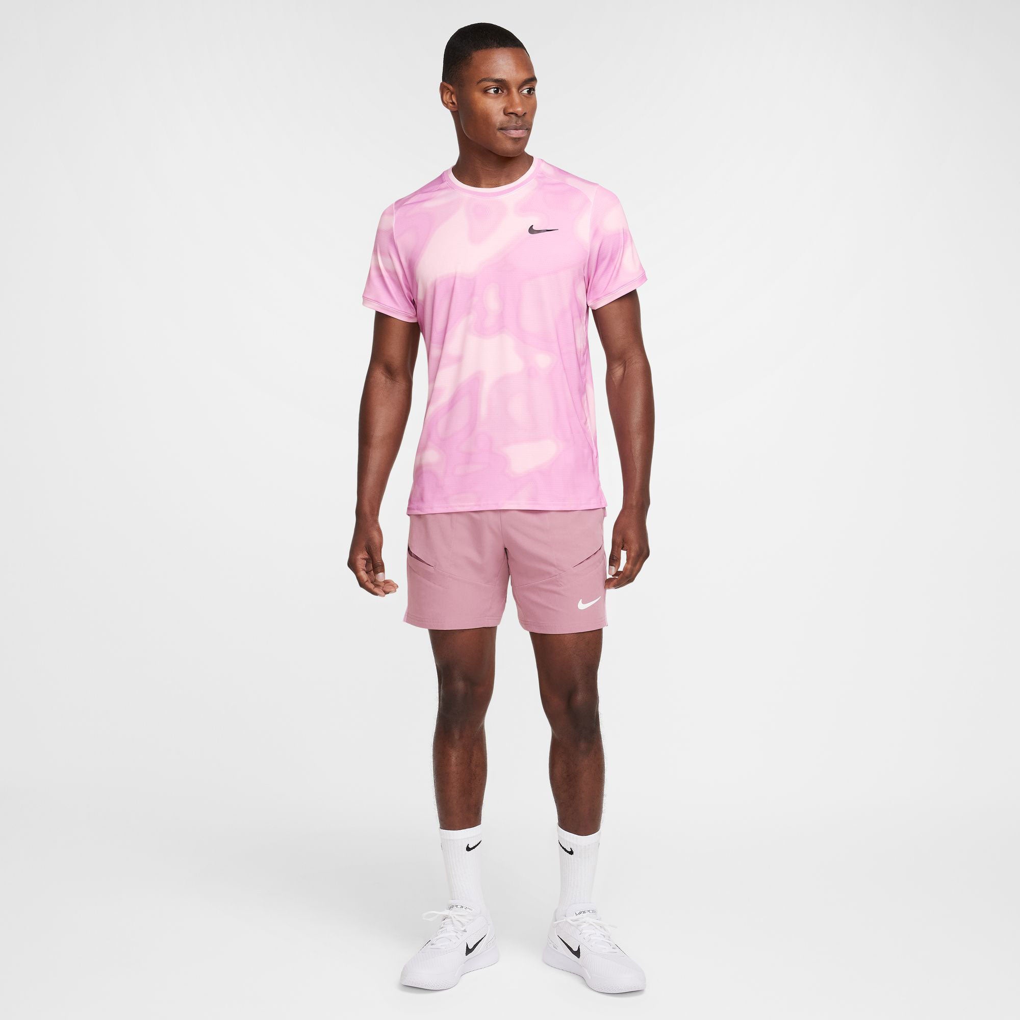 NikeCourt Advantage Men's Dri-FIT Printed Tennis Shirt - Roze (5)