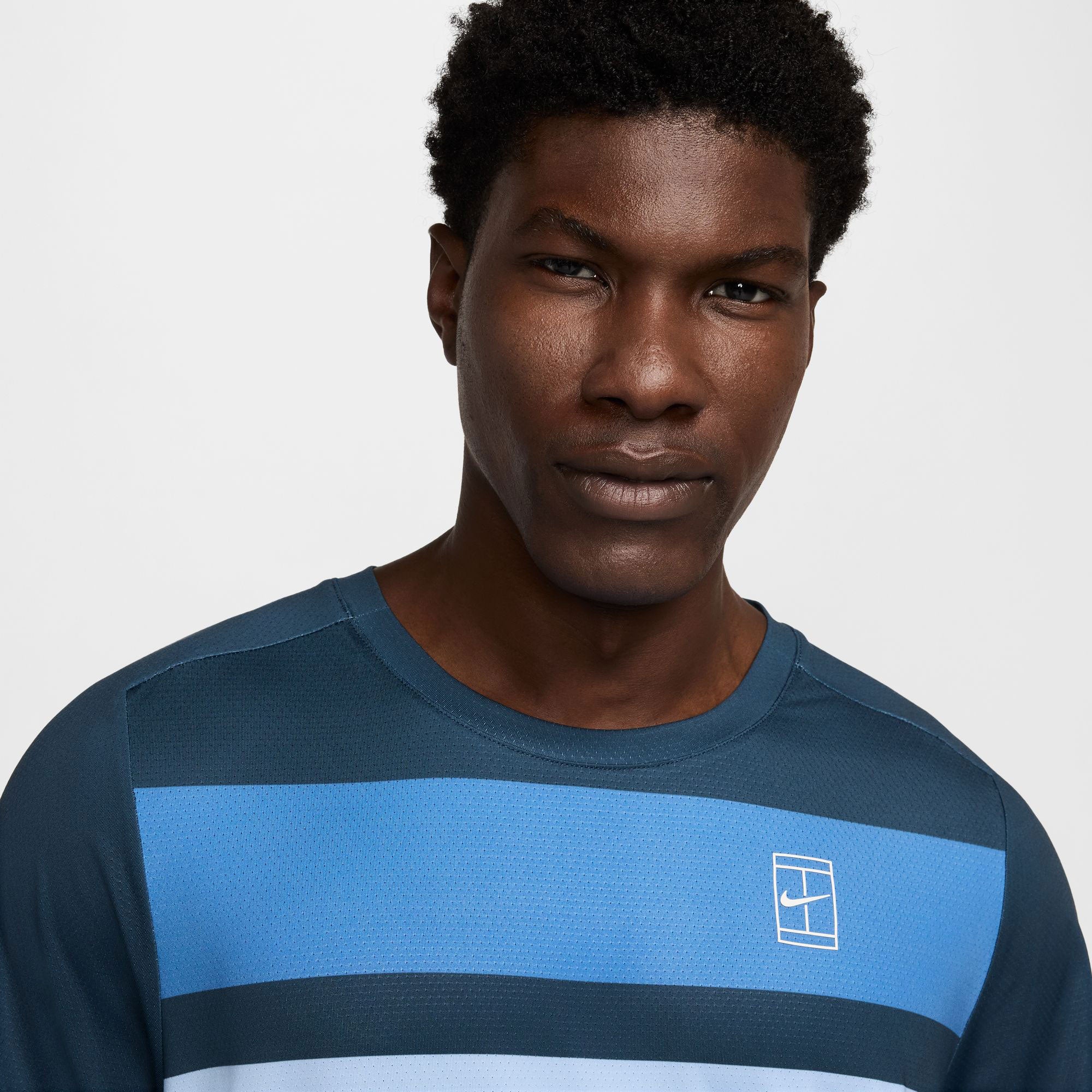 NikeCourt Advantage Men's Dri-FIT Printed Tennis Shirt - Dark Blue (3)