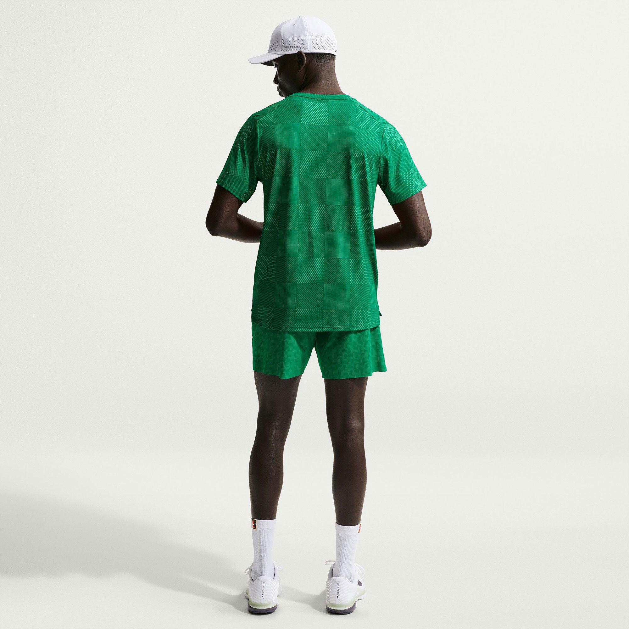 NikeCourt Advantage Men's Dri-FIT Printed Tennis Shirt - Green (5)