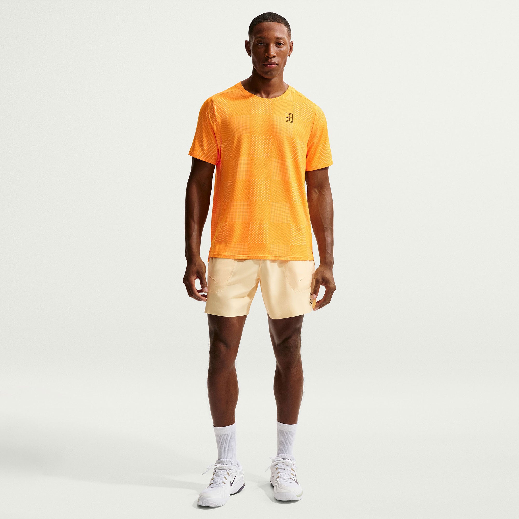 NikeCourt Advantage Men's Dri-FIT Printed Tennis Shirt - Orange (4)