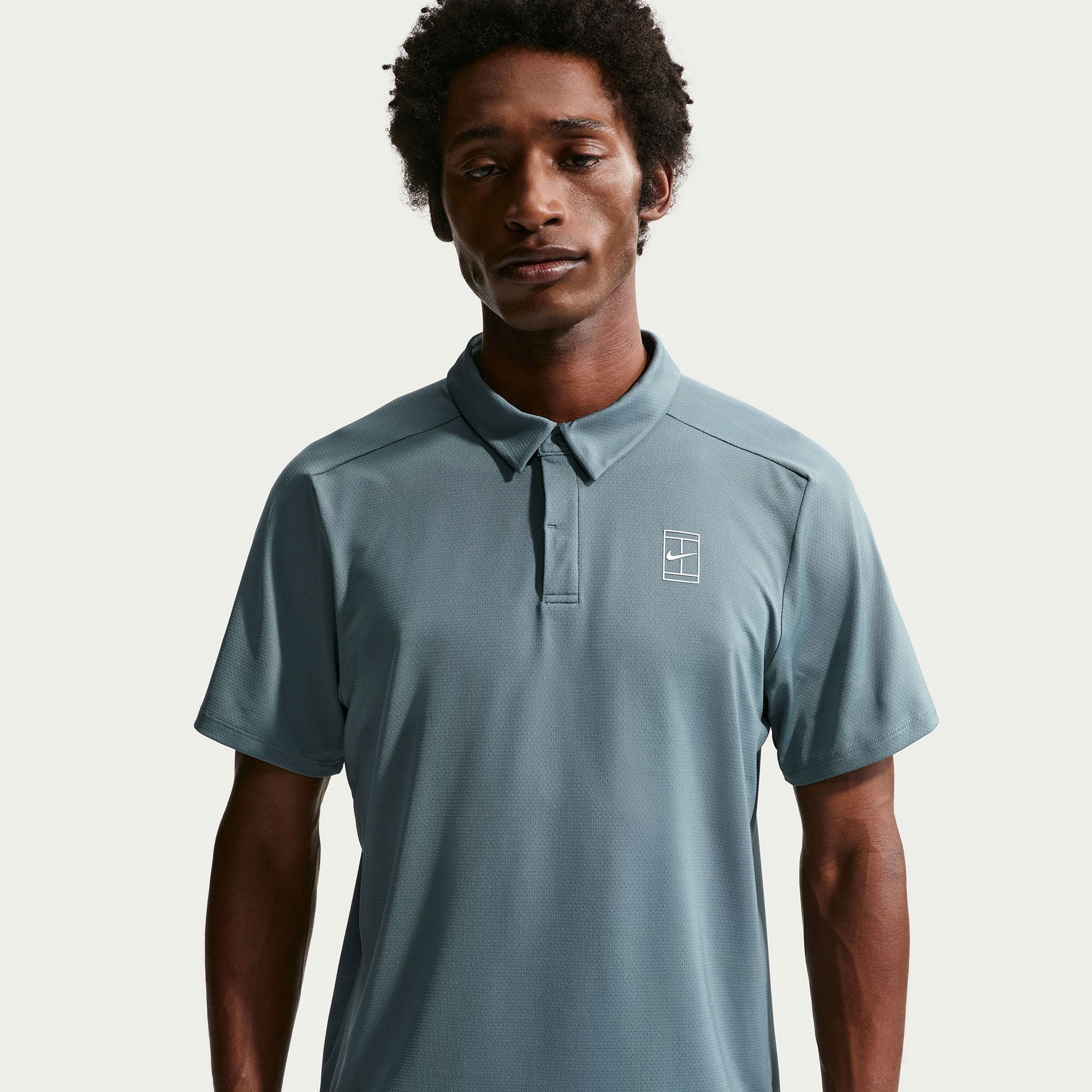 NikeCourt Advantage Men's Dri-FIT Tennis Polo - Green (1)