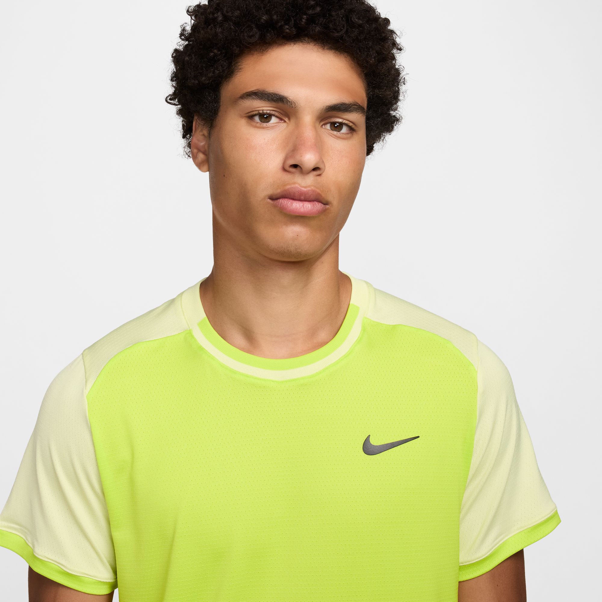 NikeCourt Advantage Men's Dri-FIT Tennis Shirt - Yellow (3)