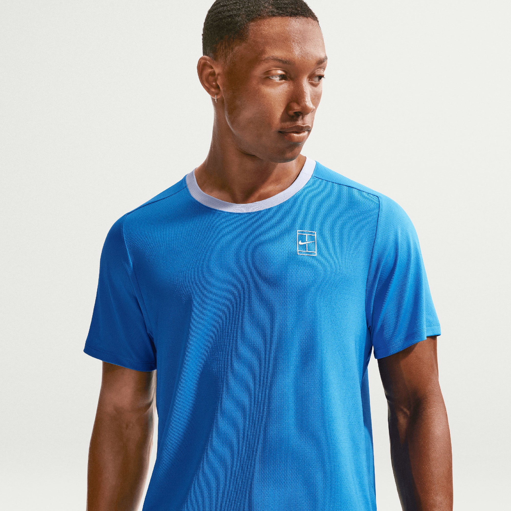 NikeCourt Advantage Men's Dri-FIT Tennis Shirt - Blue (1)