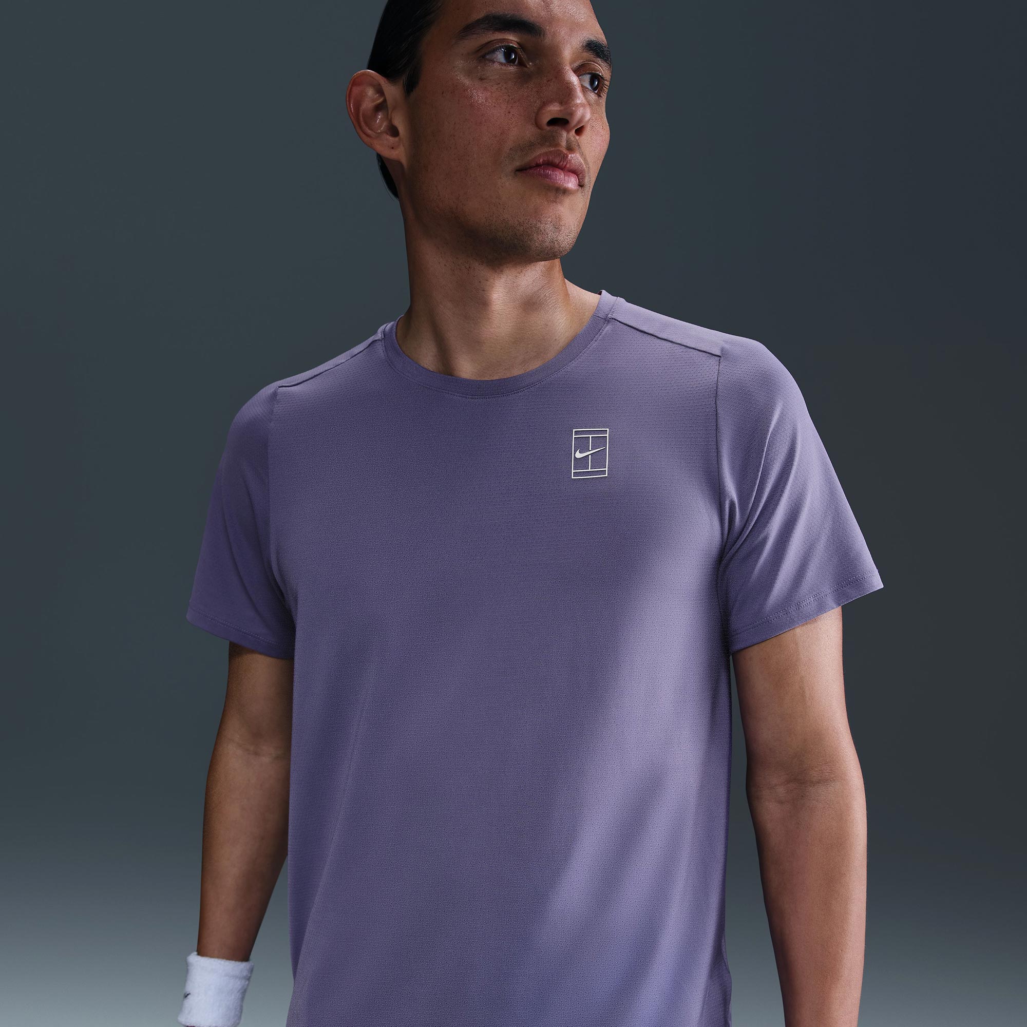 NikeCourt Advantage Men's Dri-FIT Tennis Shirt - Purple (1)