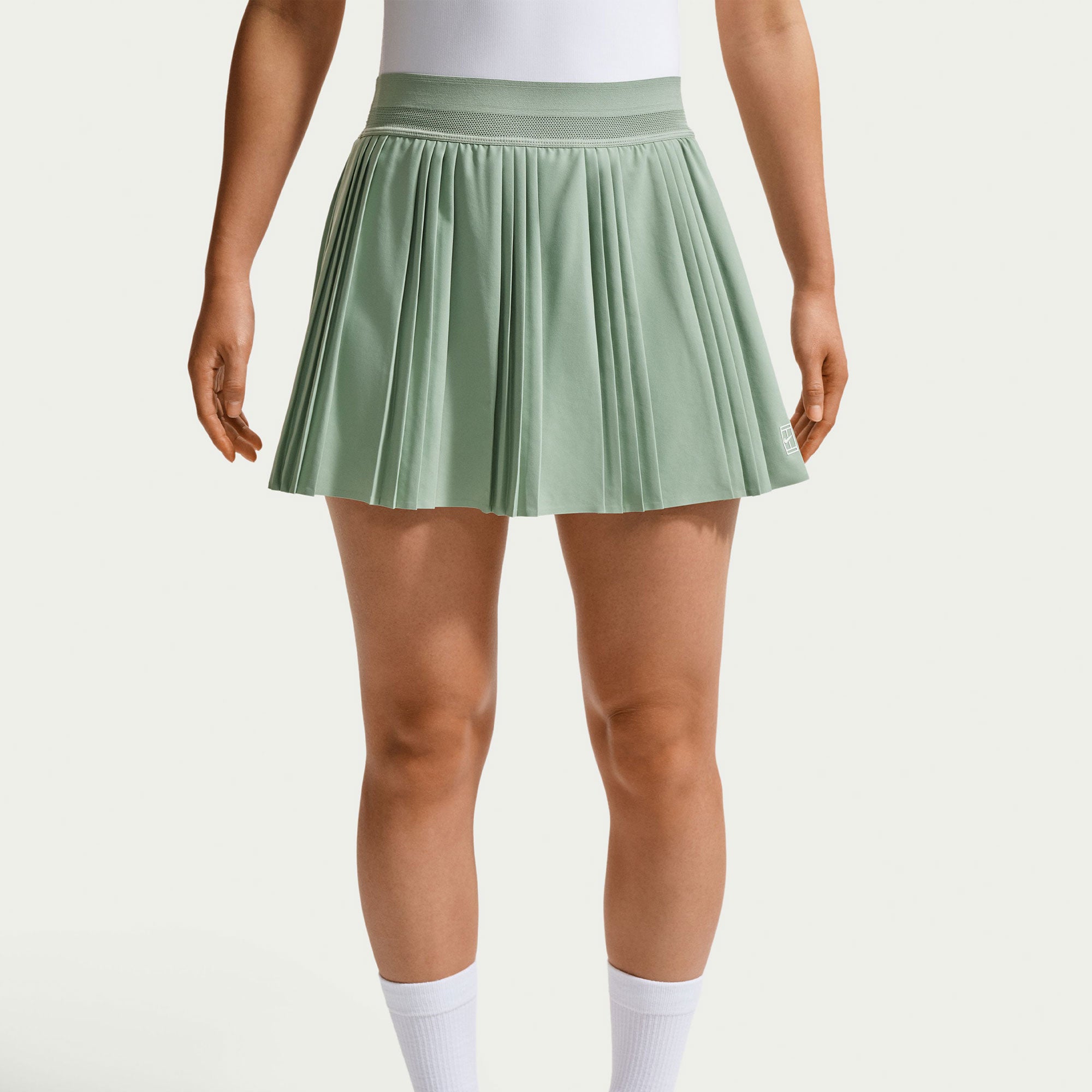 NikeCourt Advantage Women's Dri-FIT High-Waisted Pleated Tennis Skirt - Green (4)